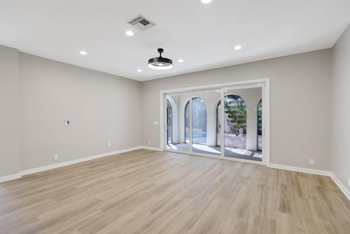 932 Mill Creek, Palm Beach Gardens FL 33410