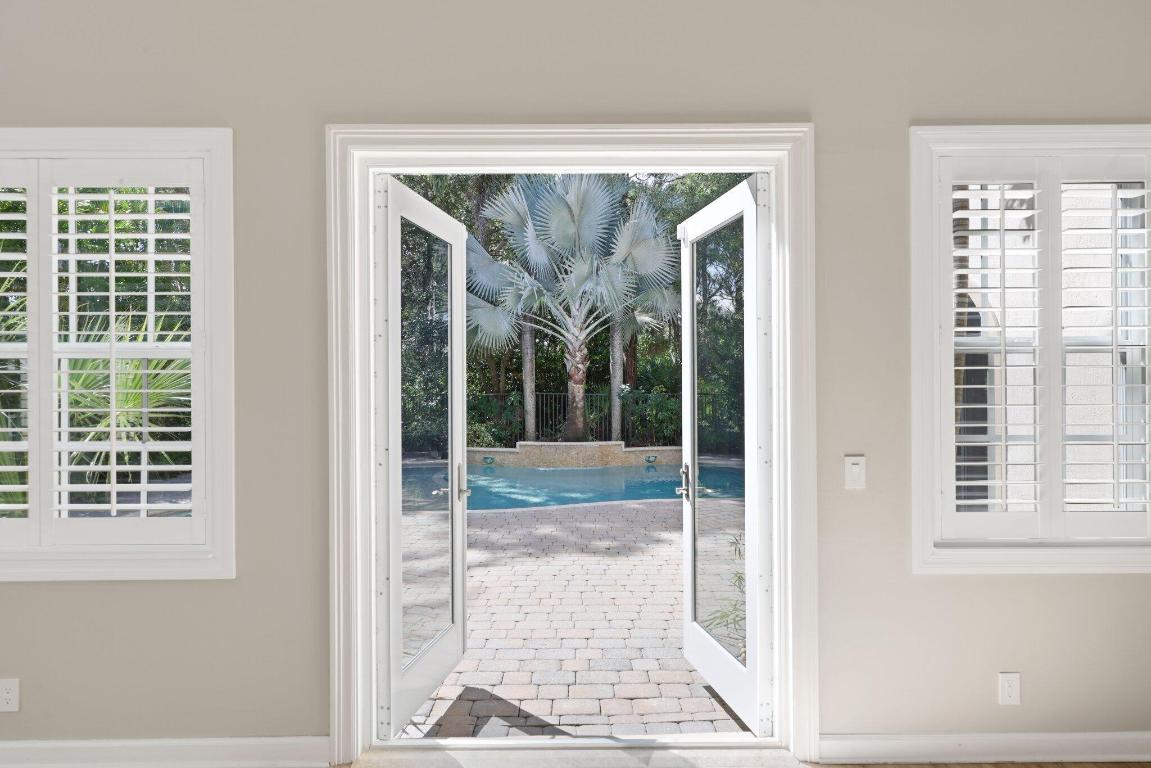 932 Mill Creek, Palm Beach Gardens FL 33410