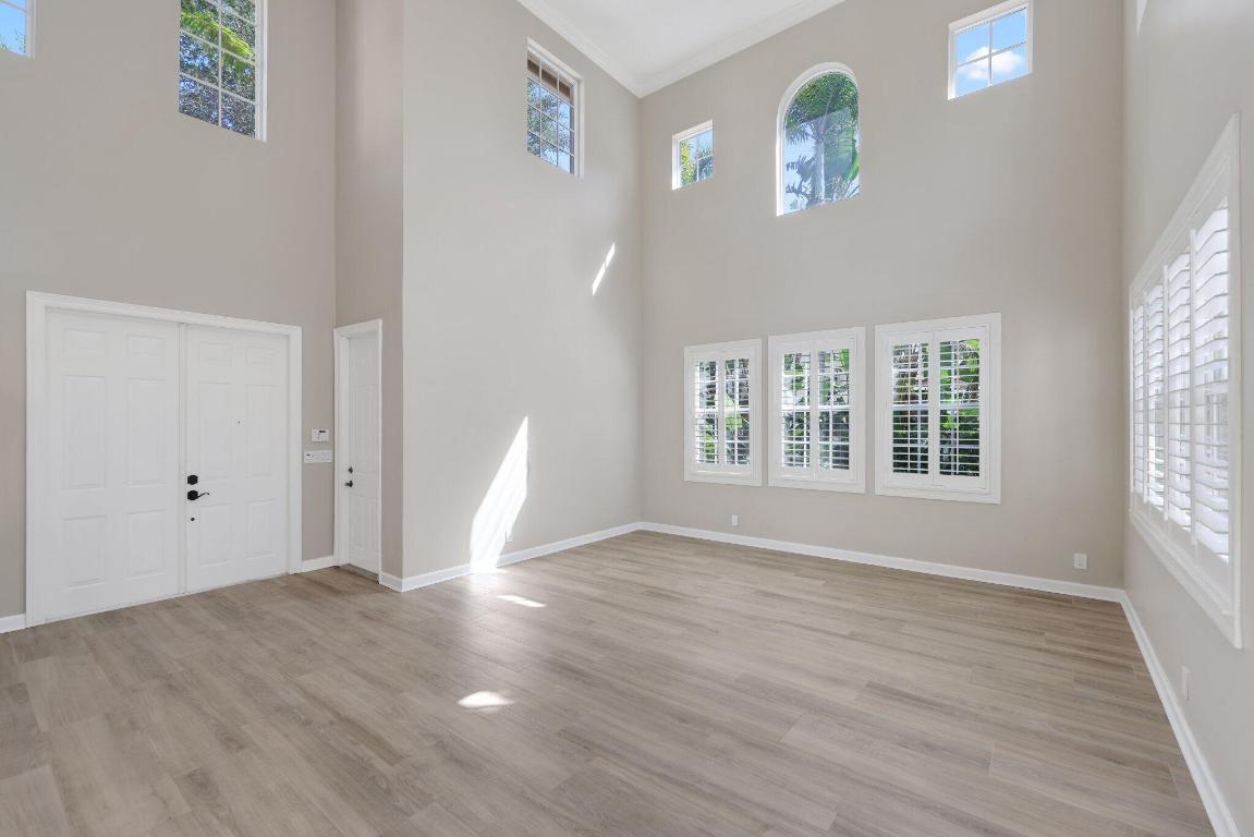 932 Mill Creek, Palm Beach Gardens FL 33410
