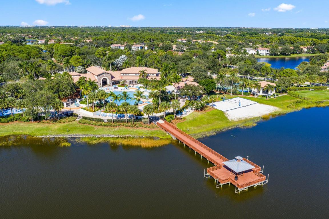 932 Mill Creek, Palm Beach Gardens FL 33410