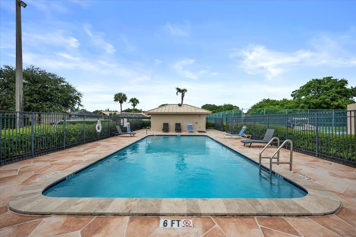 5943 Golden Eagle Circle, Palm Beach Gardens FL 33418