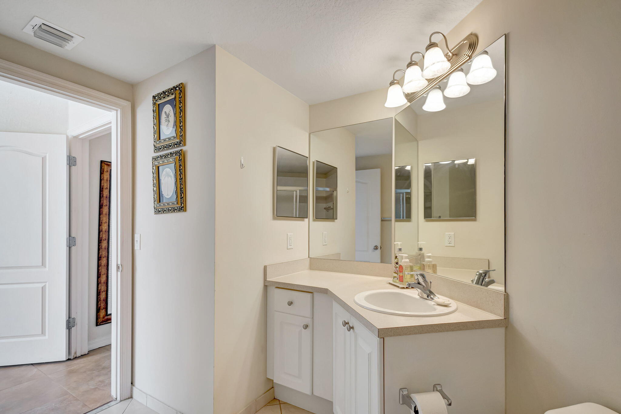11023 Legacy #204, Palm Beach Gardens FL 33410