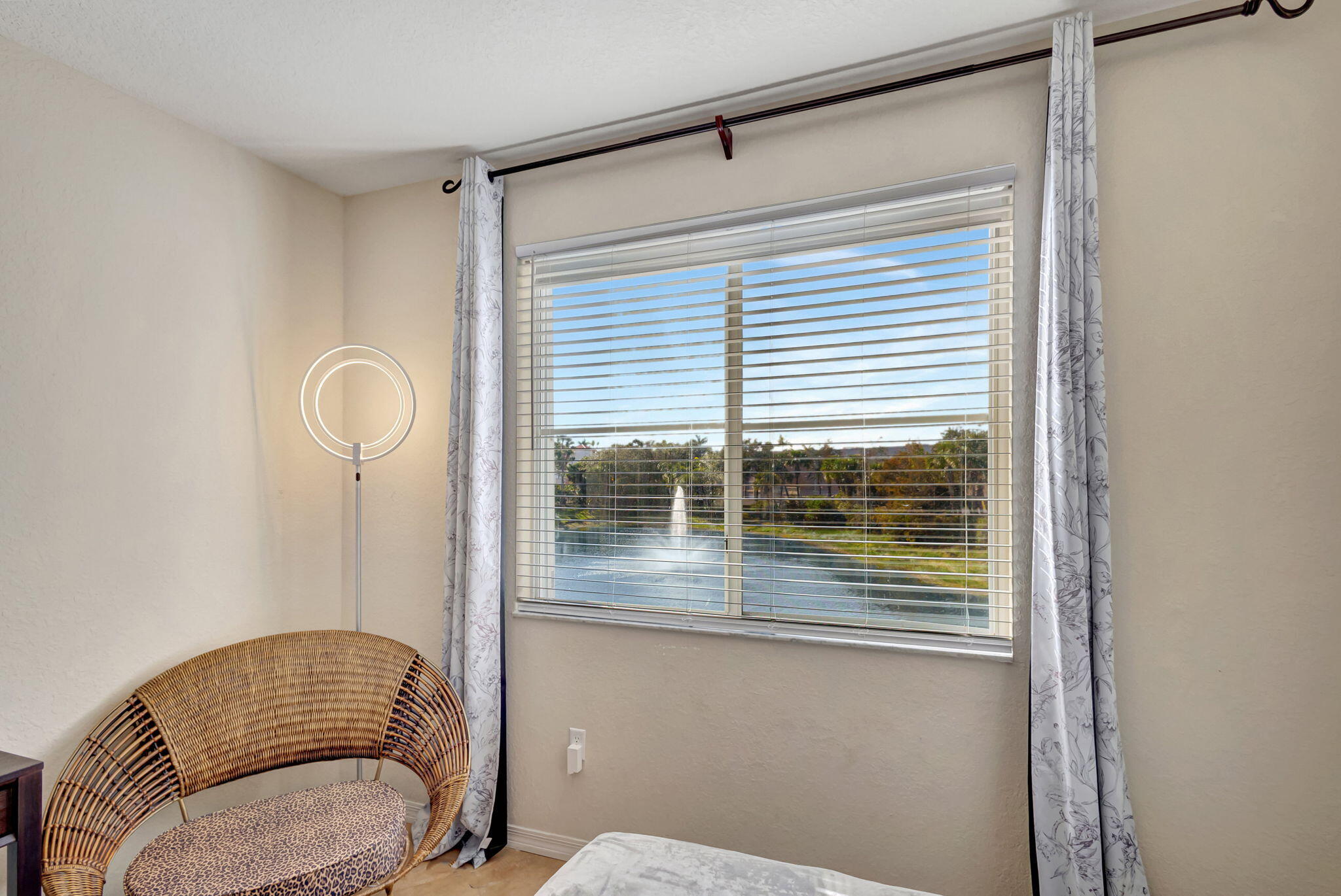 11023 Legacy #204, Palm Beach Gardens FL 33410