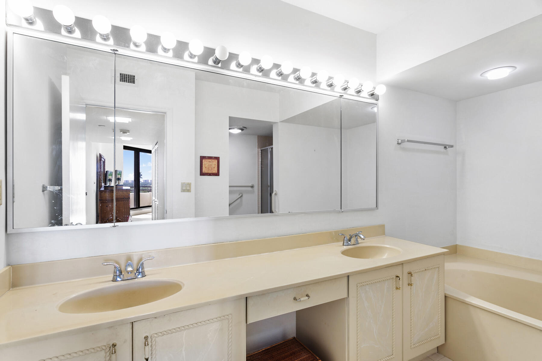 3322 Casseekey Island #504, Jupiter FL 33477