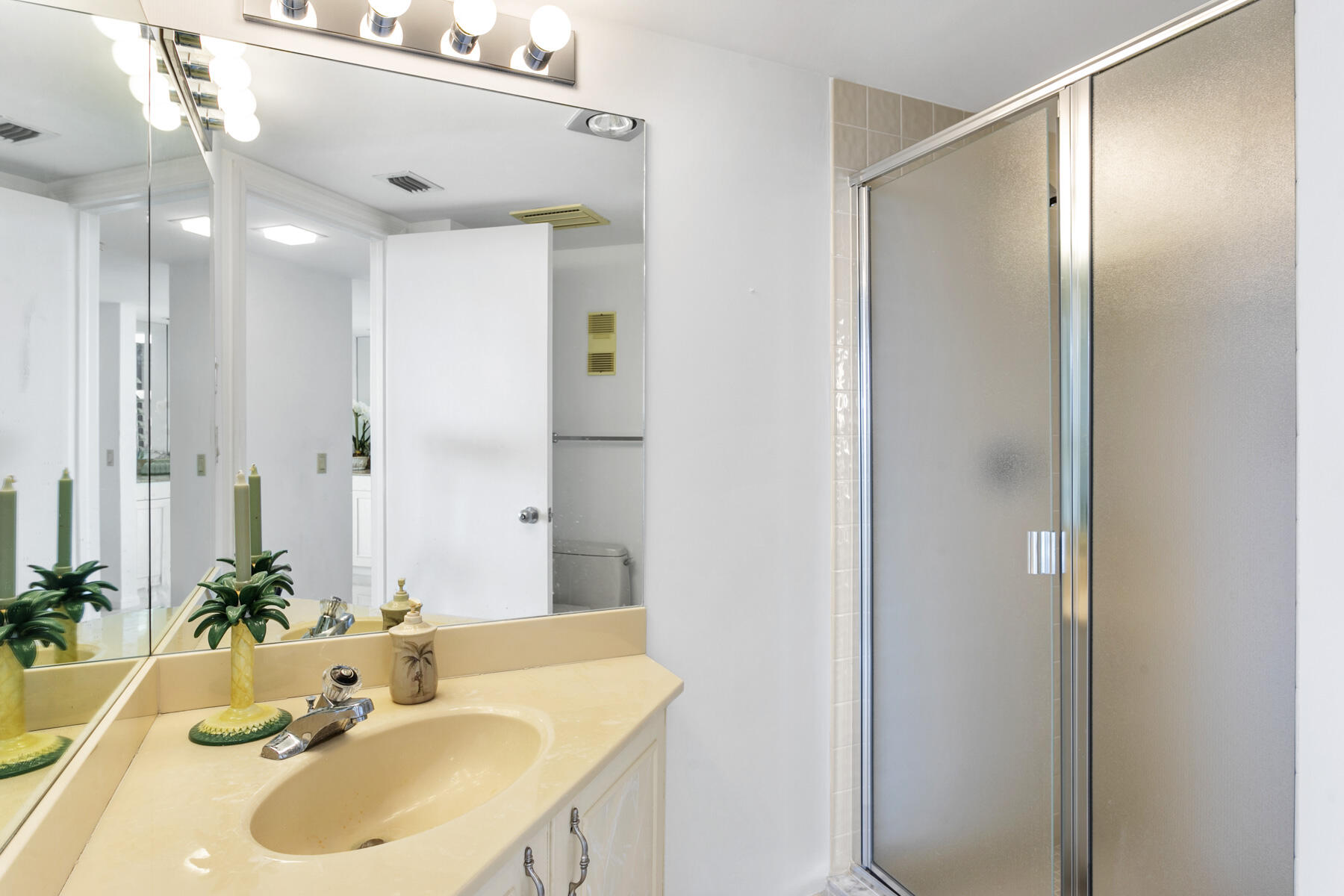 3322 Casseekey Island #504, Jupiter FL 33477