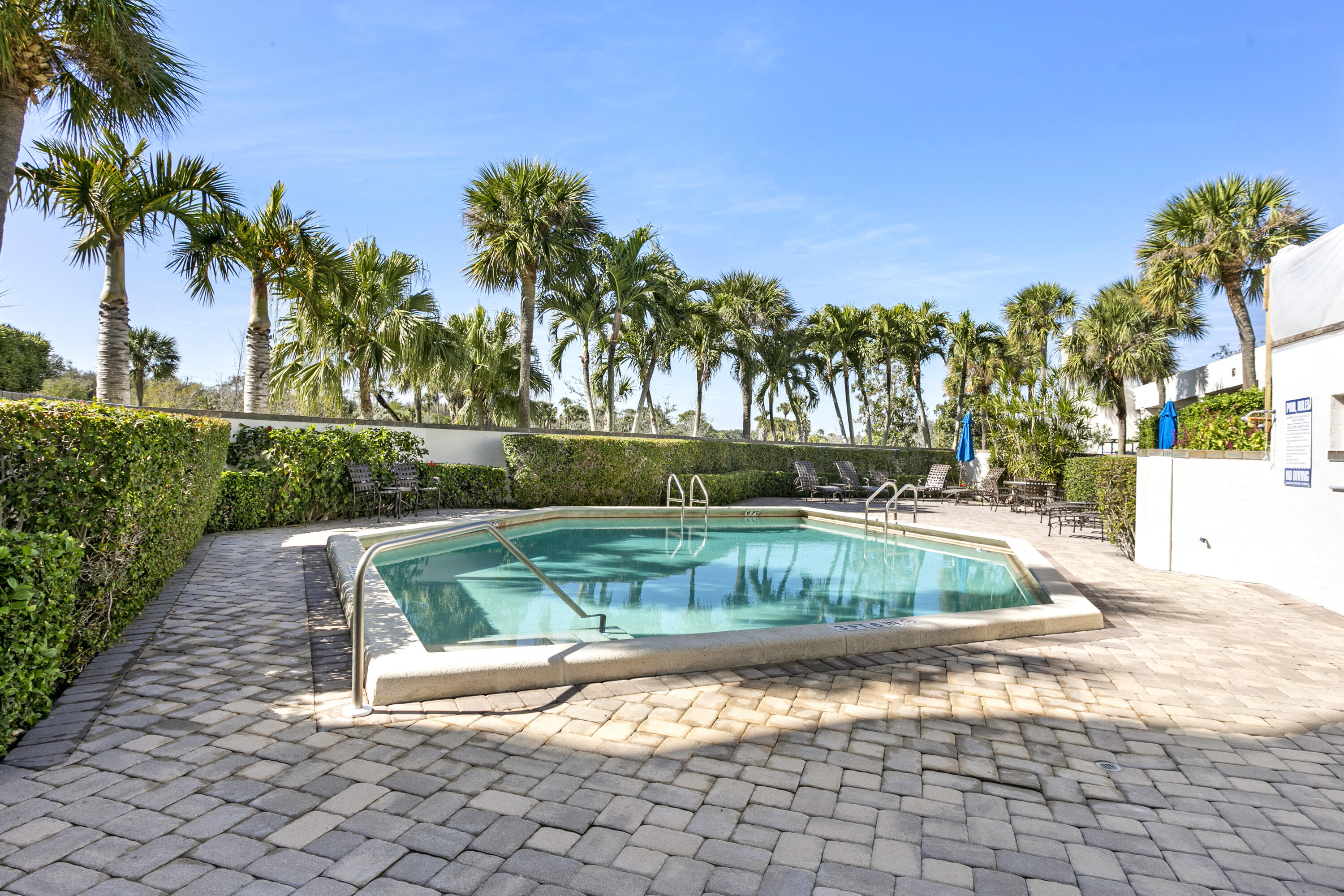 3322 Casseekey Island #504, Jupiter FL 33477