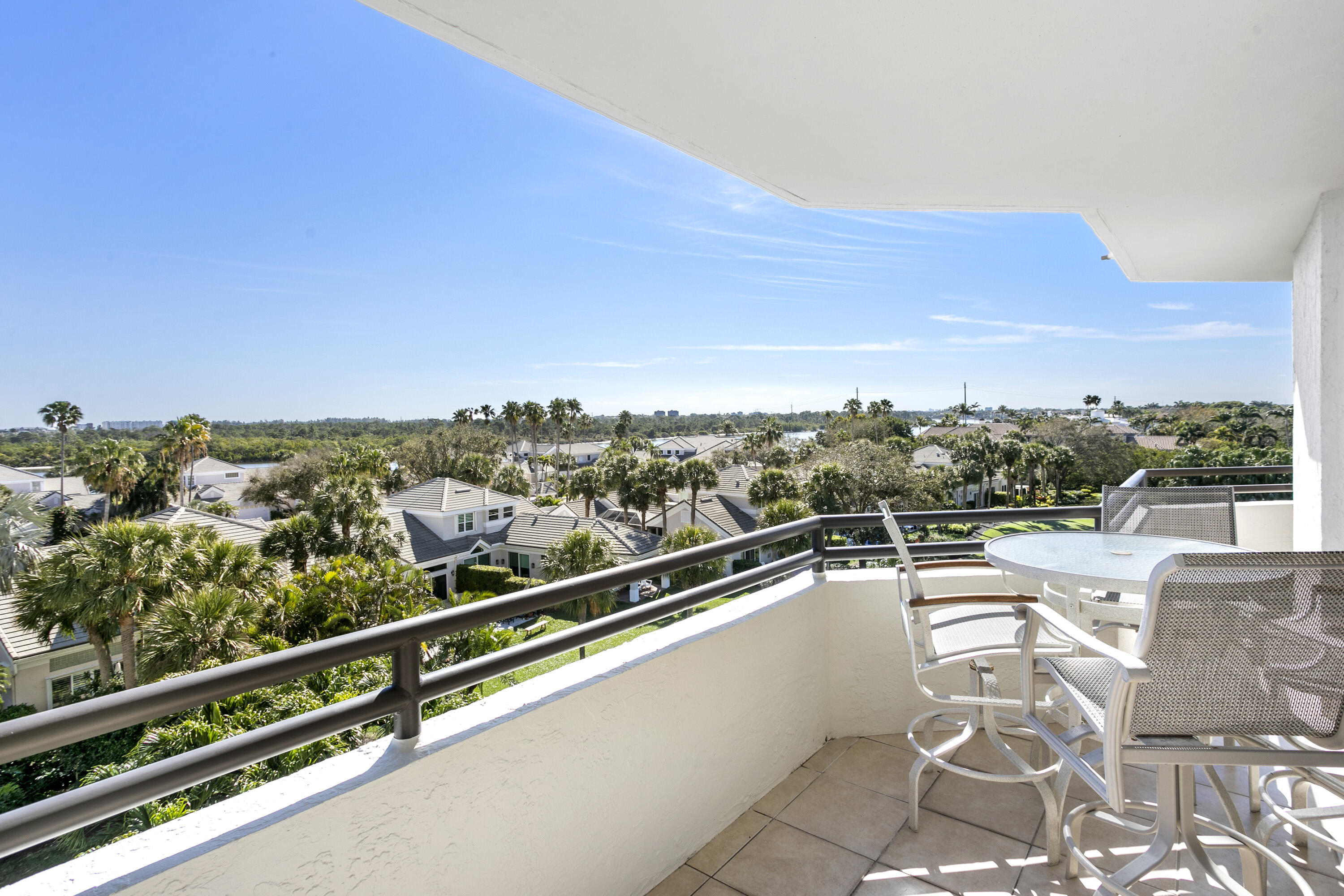 3322 Casseekey Island #504, Jupiter FL 33477