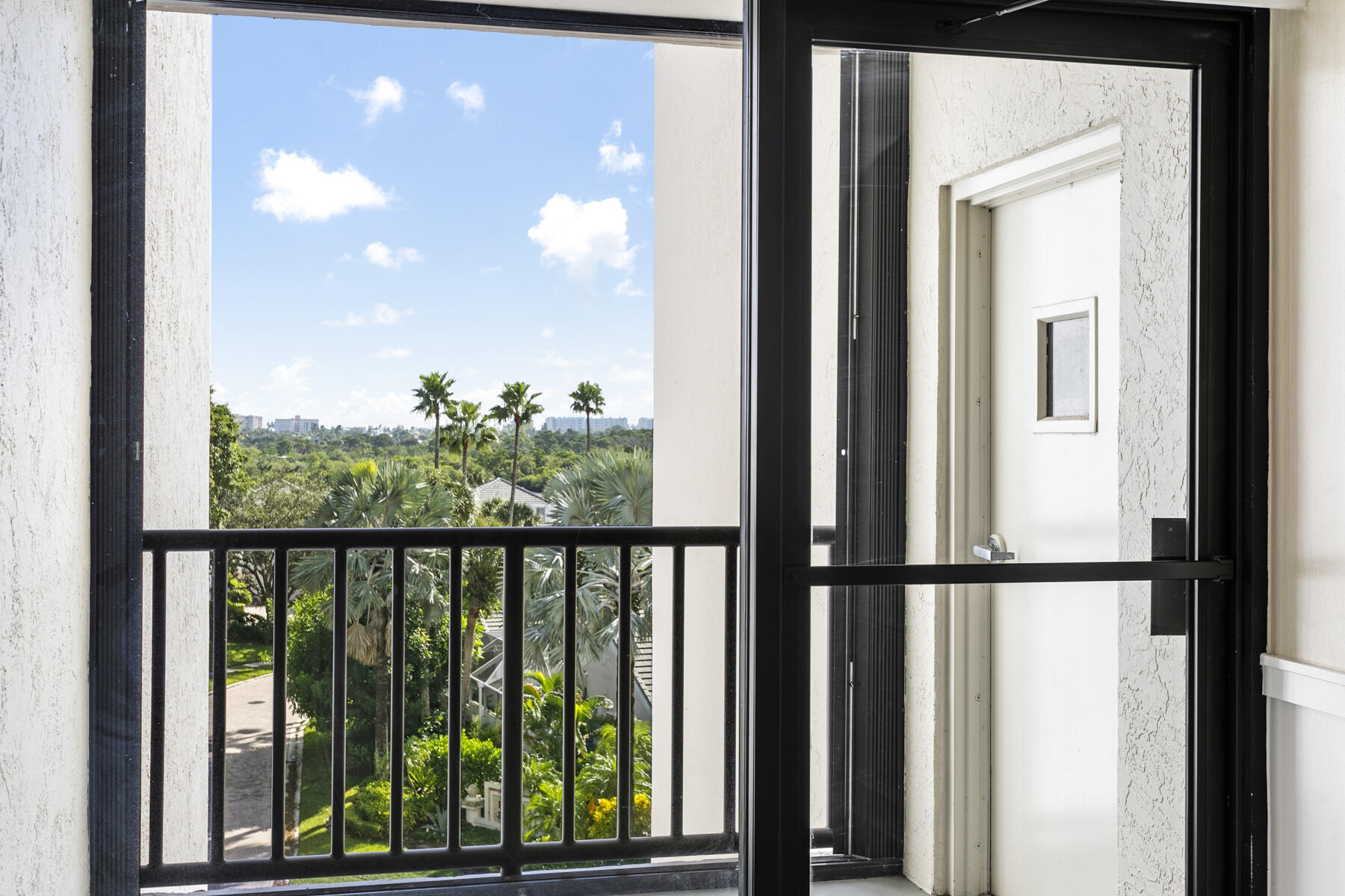 3322 Casseekey Island #504, Jupiter FL 33477