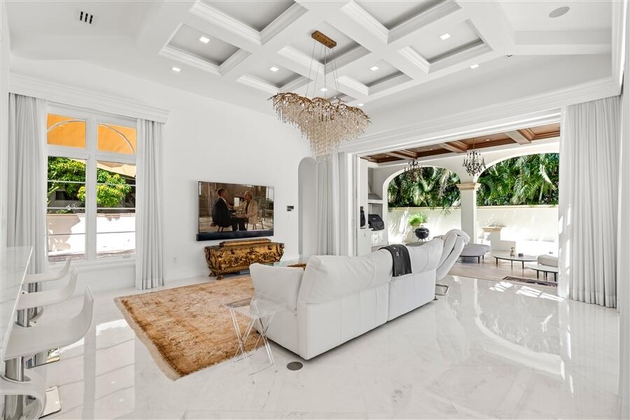 1033 Seasage, Delray Beach FL 33483