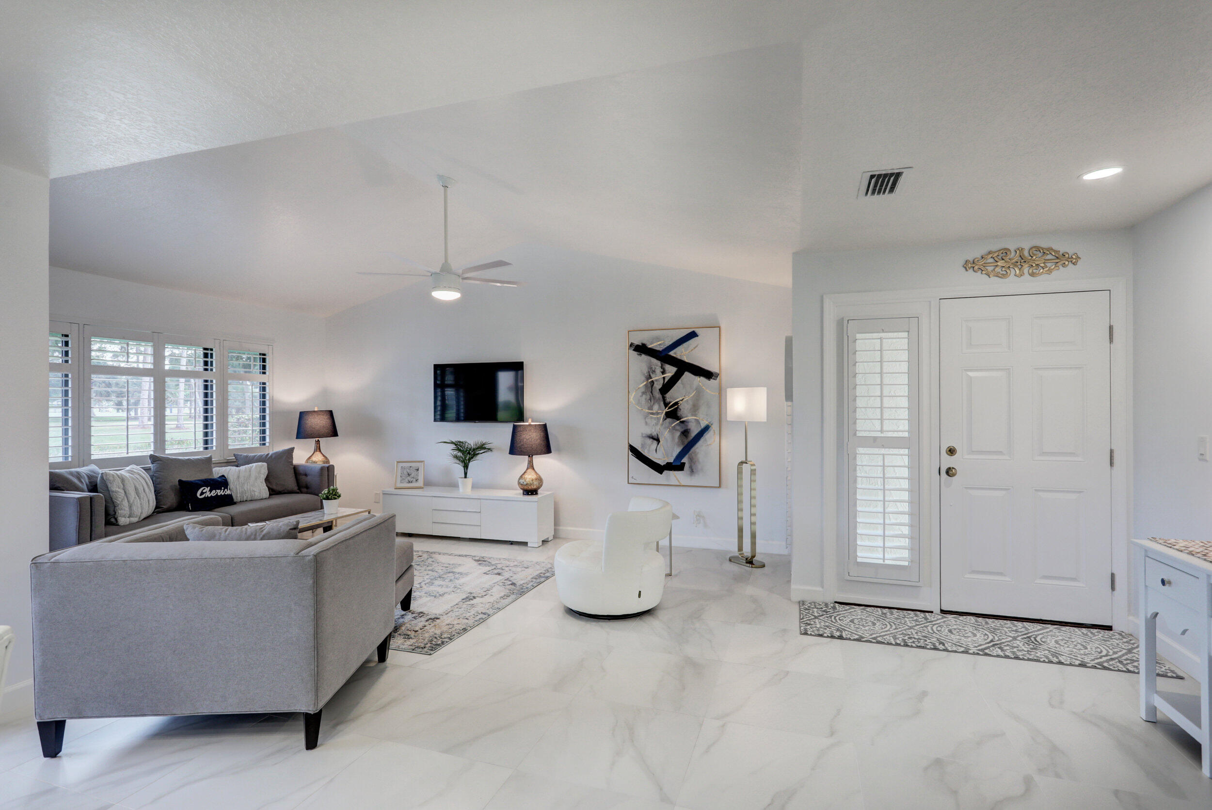 6 Lexington #D, Palm Beach Gardens FL 33418