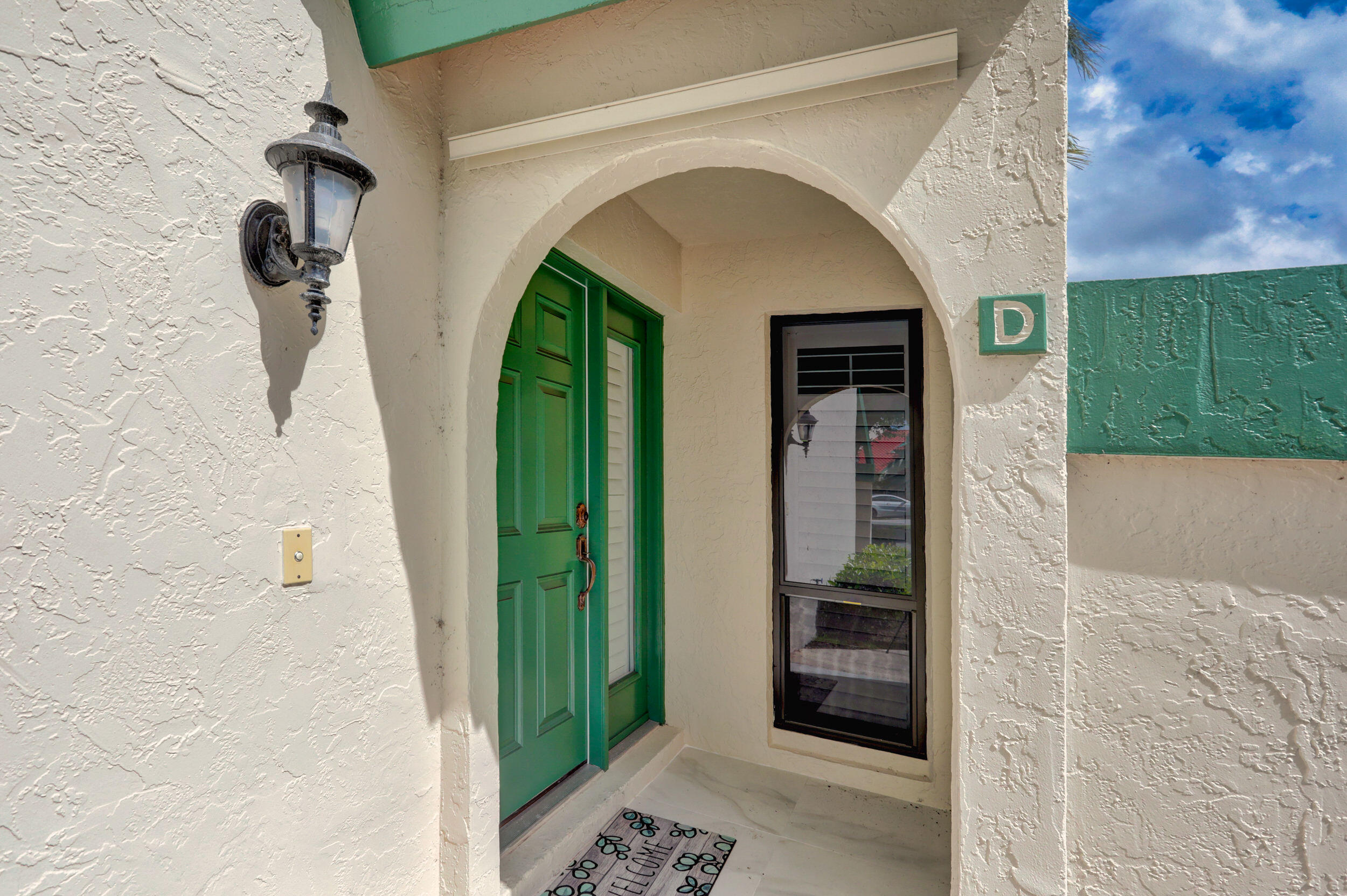 6 Lexington #D, Palm Beach Gardens FL 33418