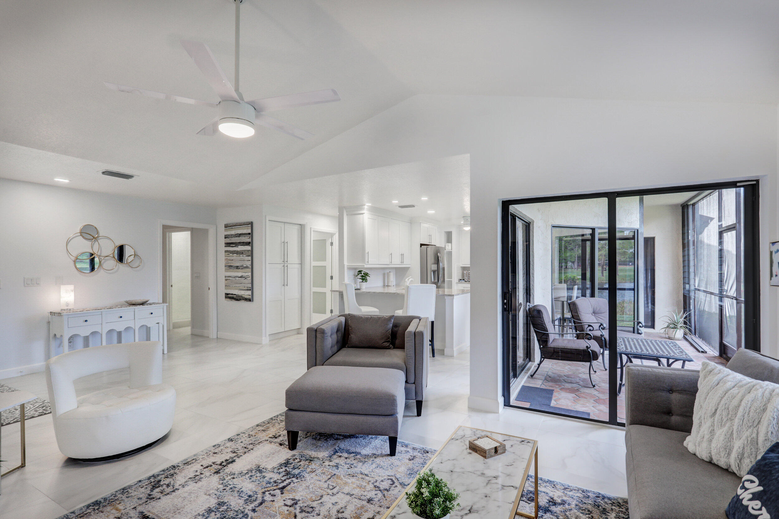 6 Lexington #D, Palm Beach Gardens FL 33418