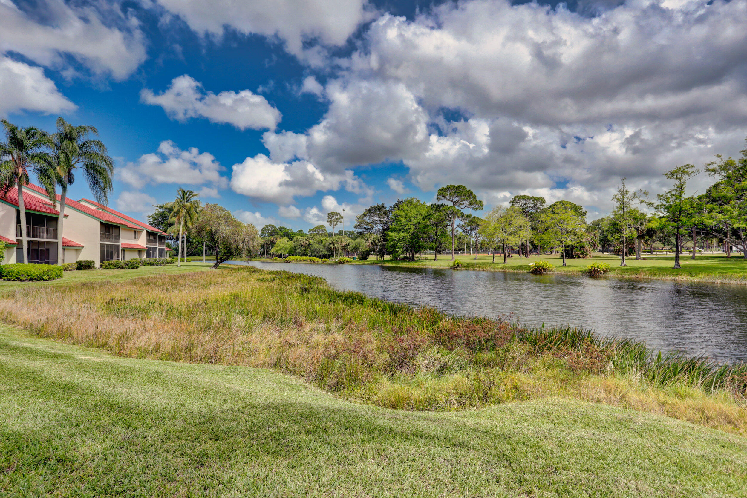 6 Lexington #D, Palm Beach Gardens FL 33418
