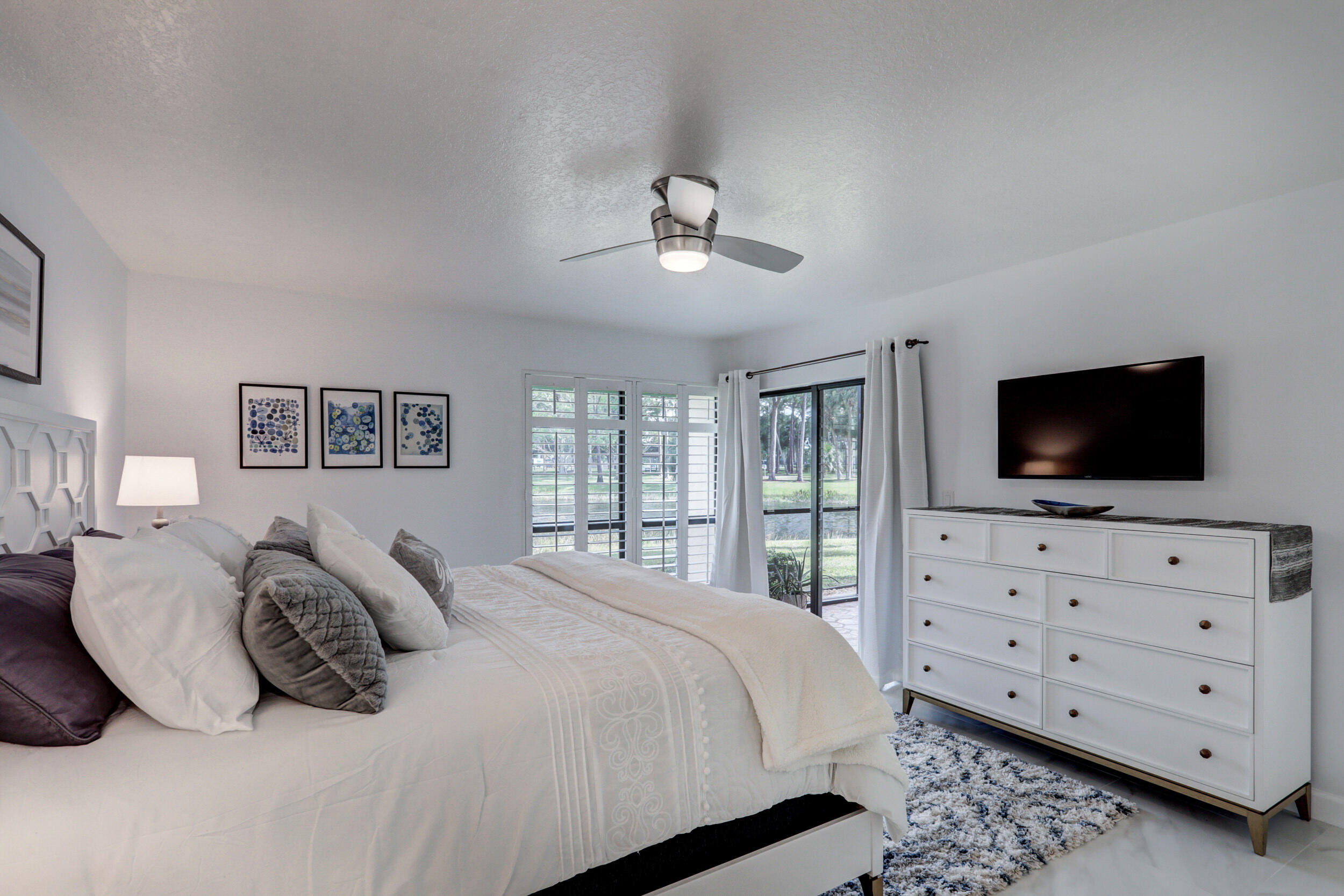 6 Lexington #D, Palm Beach Gardens FL 33418