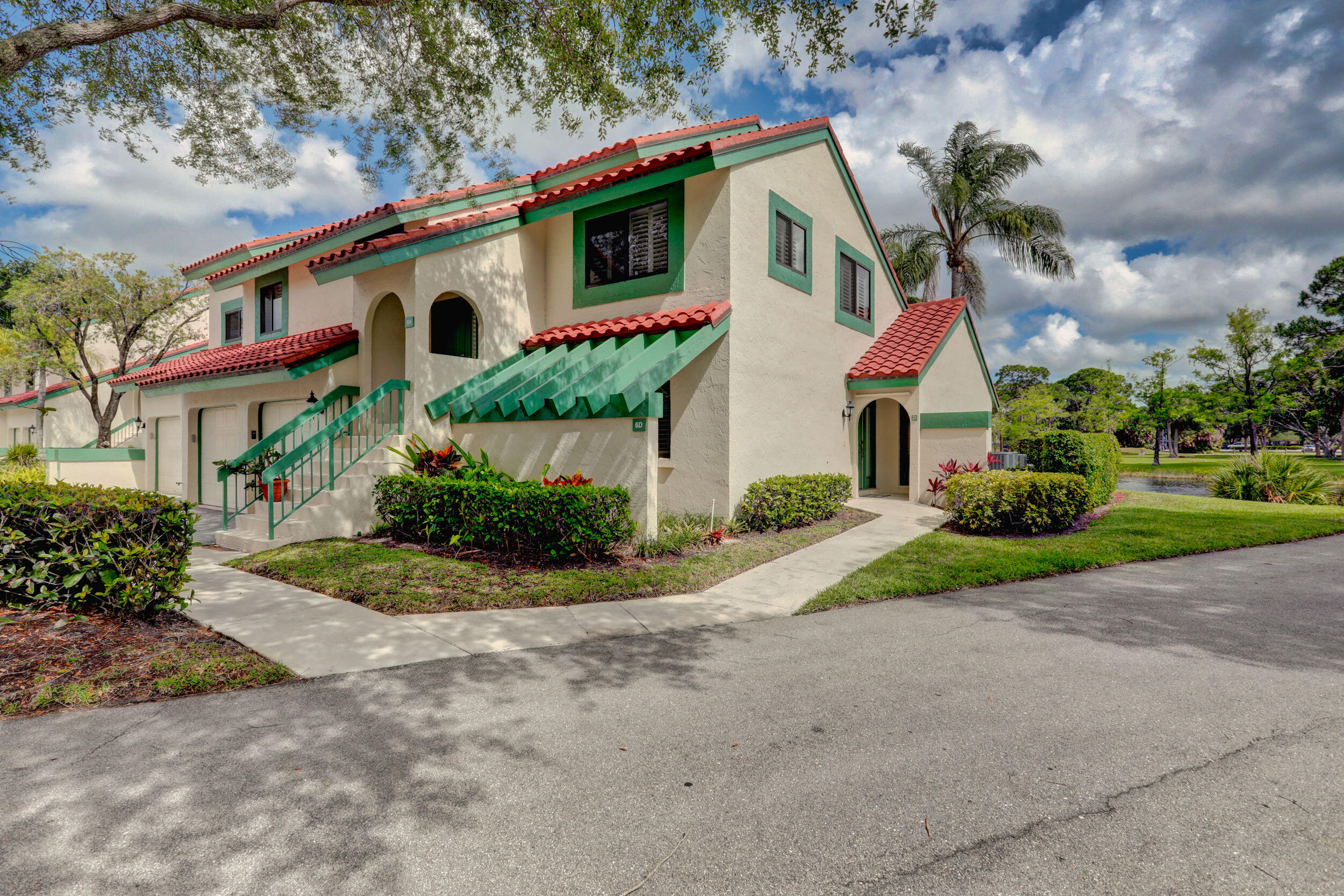 6 Lexington #D, Palm Beach Gardens FL 33418