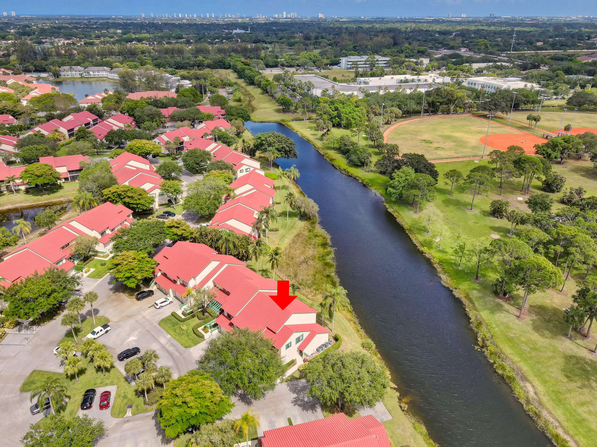 6 Lexington #D, Palm Beach Gardens FL 33418