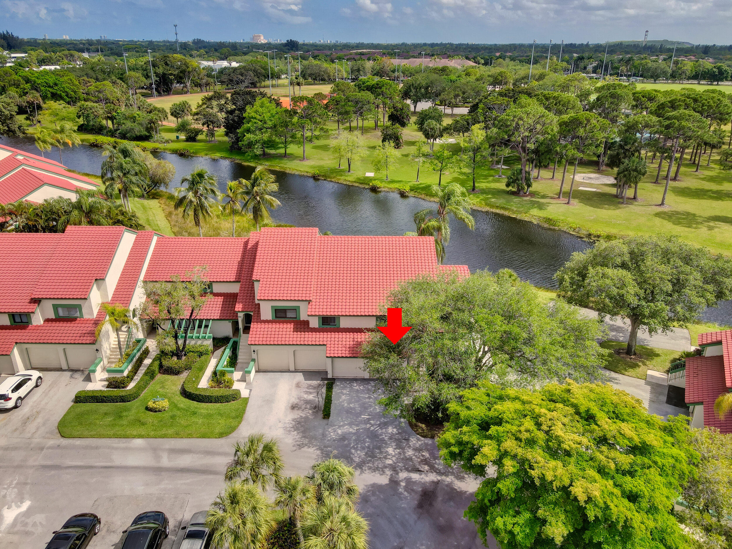 6 Lexington #D, Palm Beach Gardens FL 33418