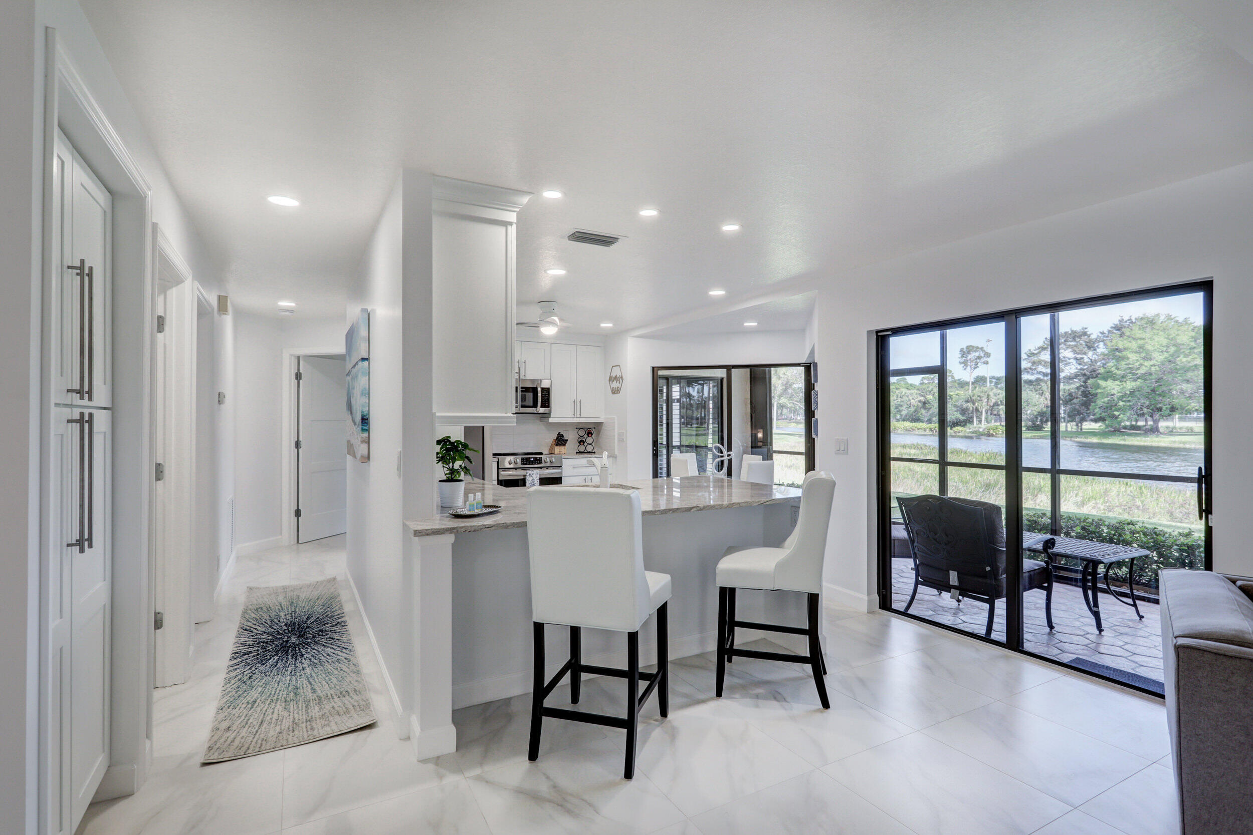 6 Lexington #D, Palm Beach Gardens FL 33418
