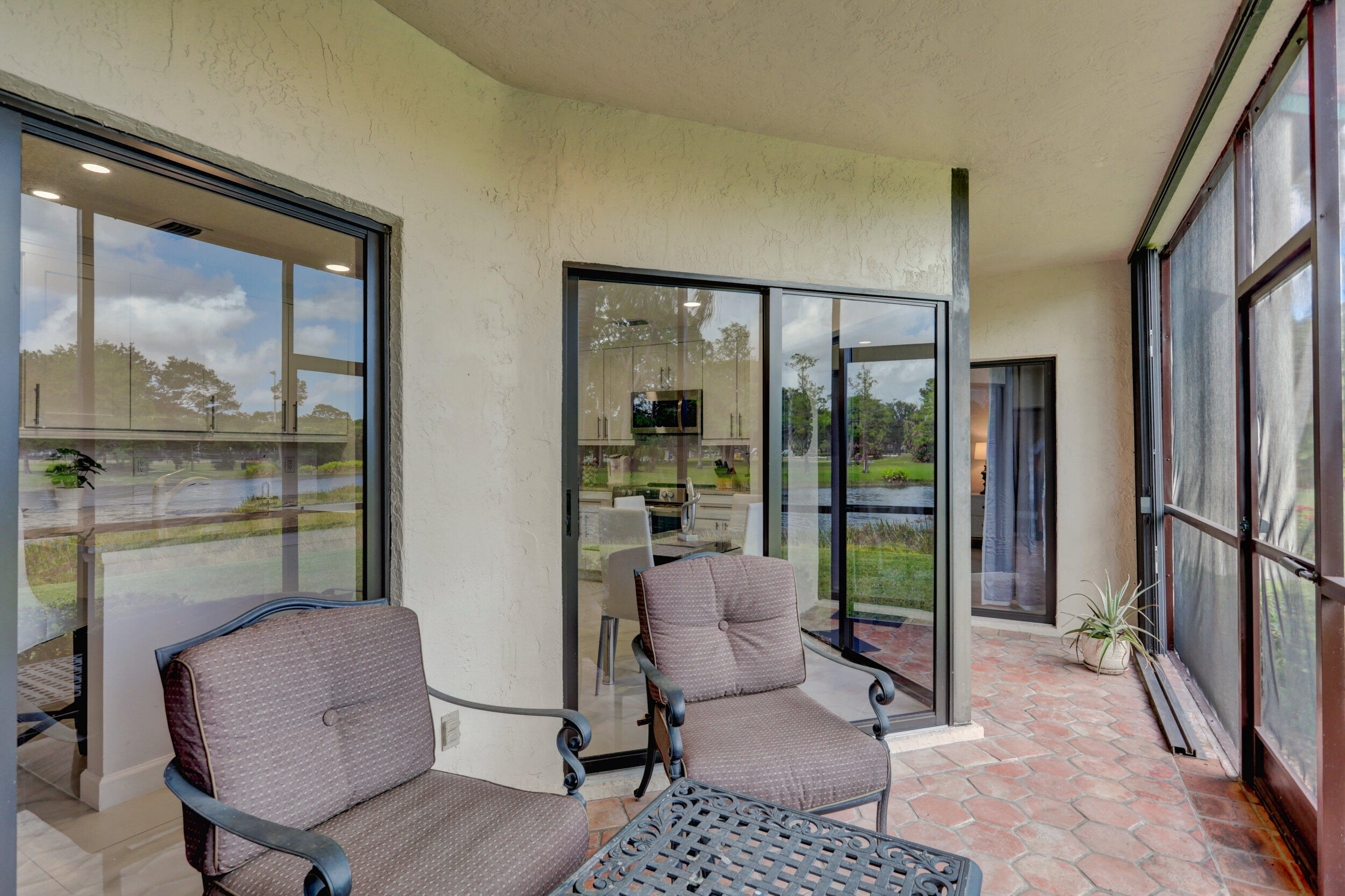 6 Lexington #D, Palm Beach Gardens FL 33418