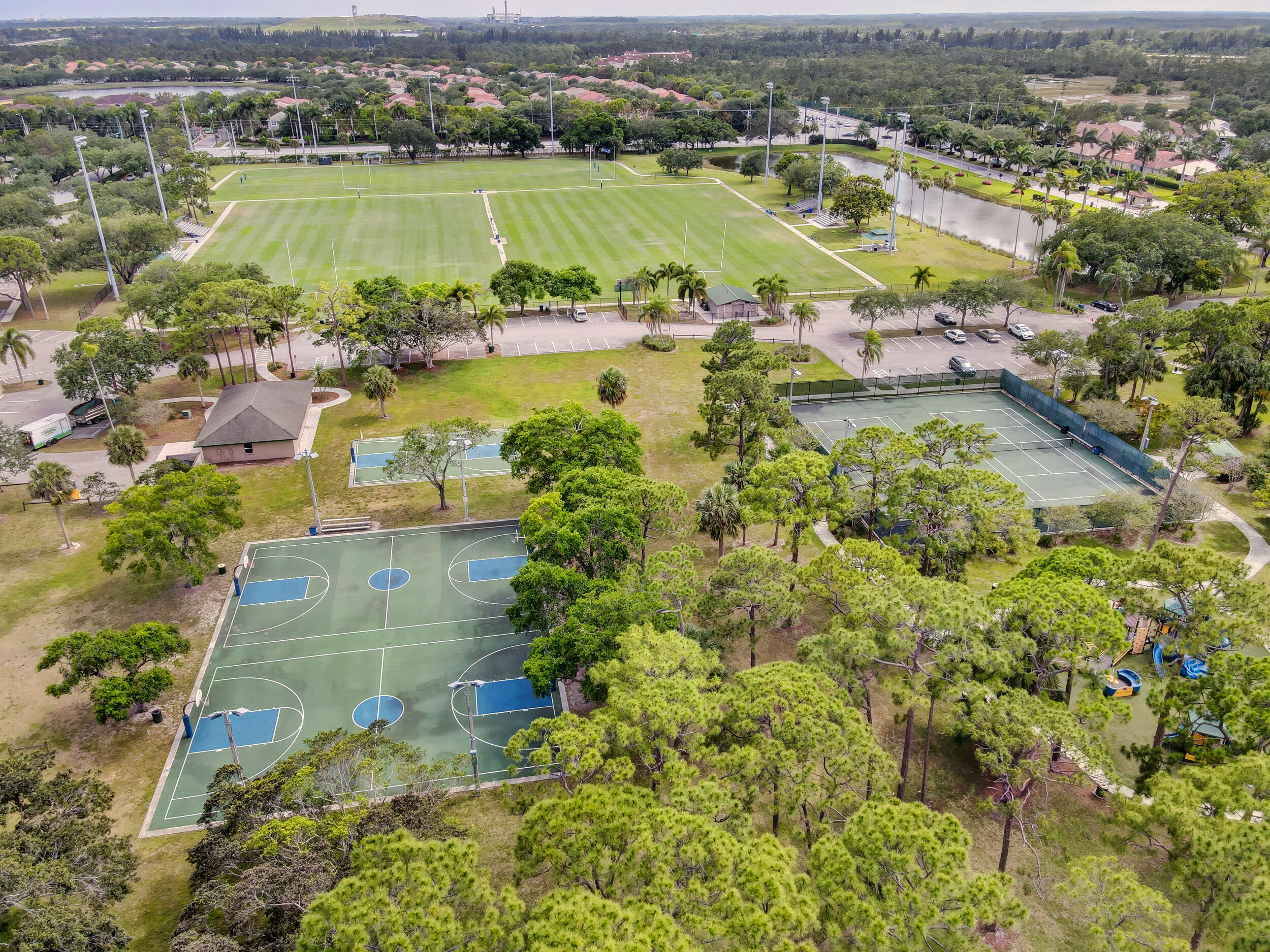 6 Lexington #D, Palm Beach Gardens FL 33418