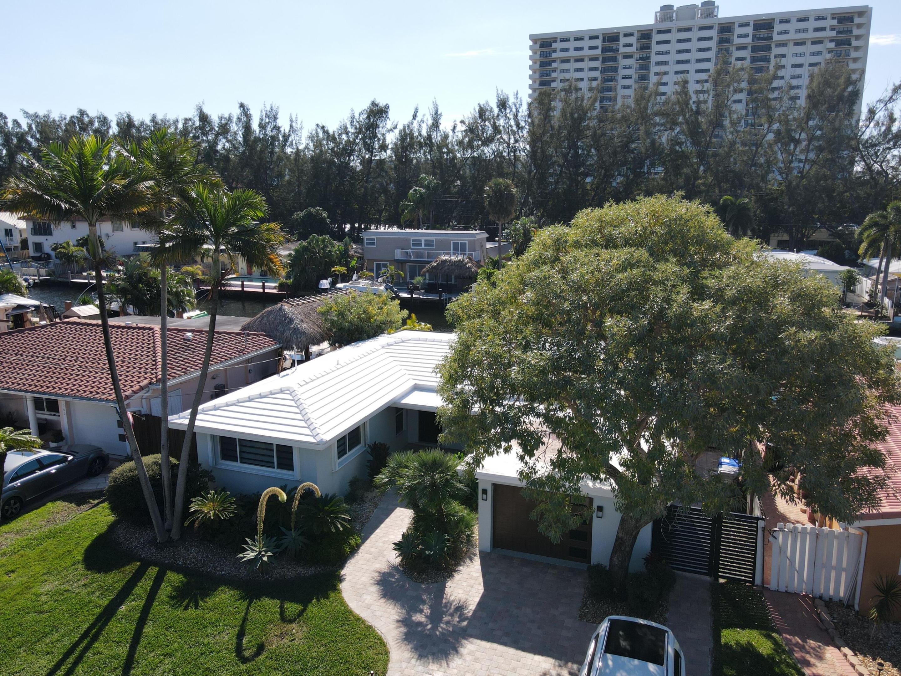 2548 SE 14th #2548 Se 14th St, Pompano Beach FL 33062
