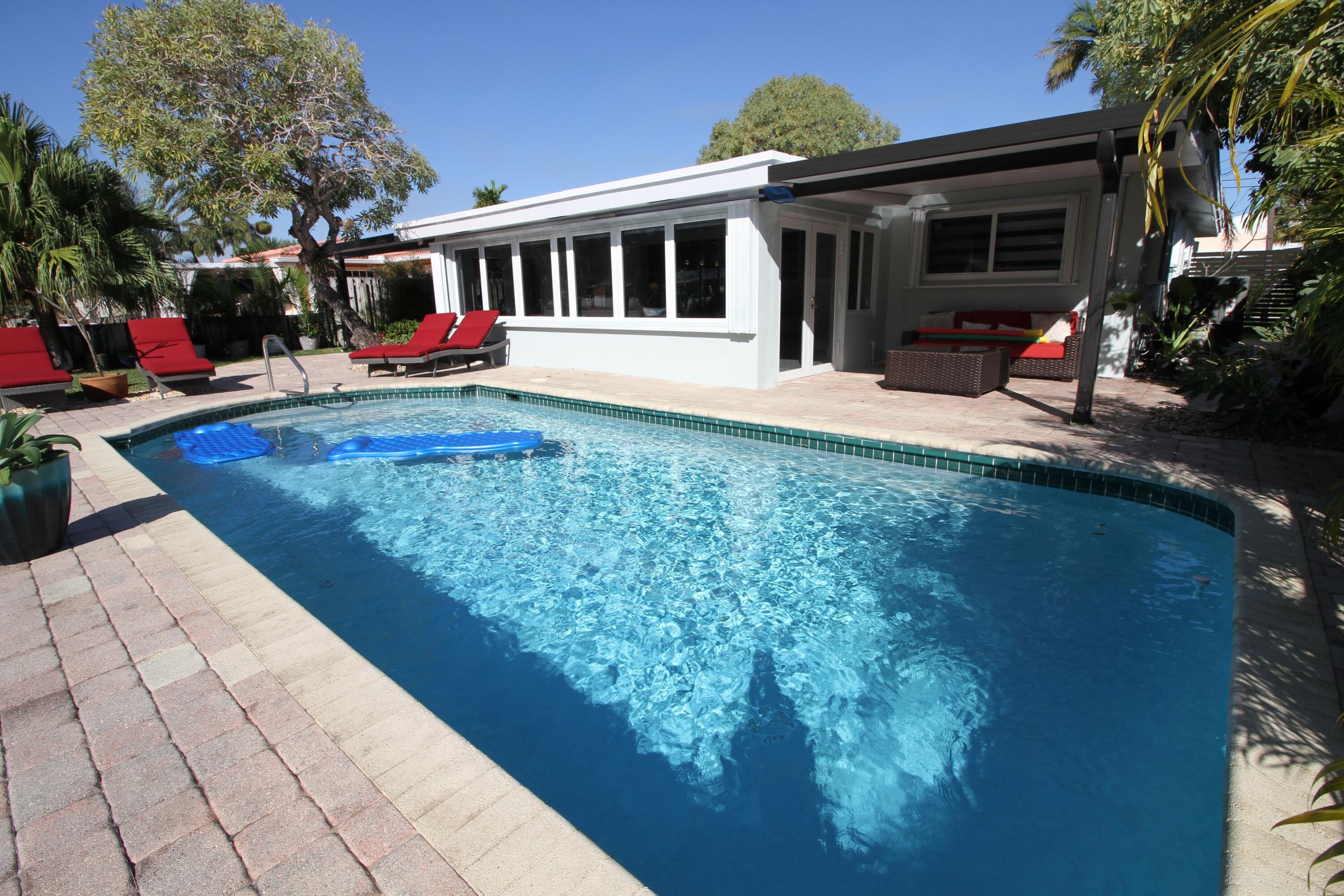 2548 SE 14th #2548 Se 14th St, Pompano Beach FL 33062