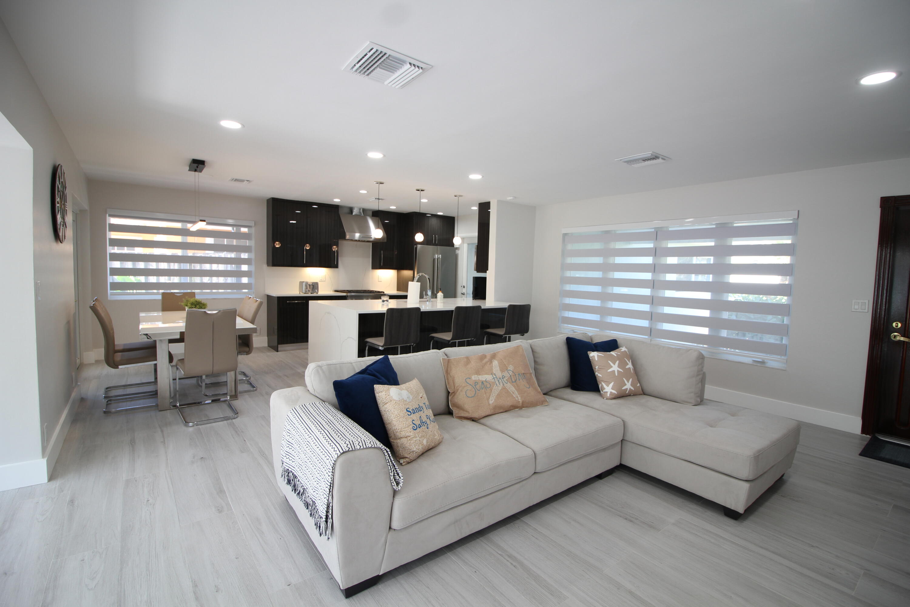 2548 SE 14th #2548 Se 14th St, Pompano Beach FL 33062