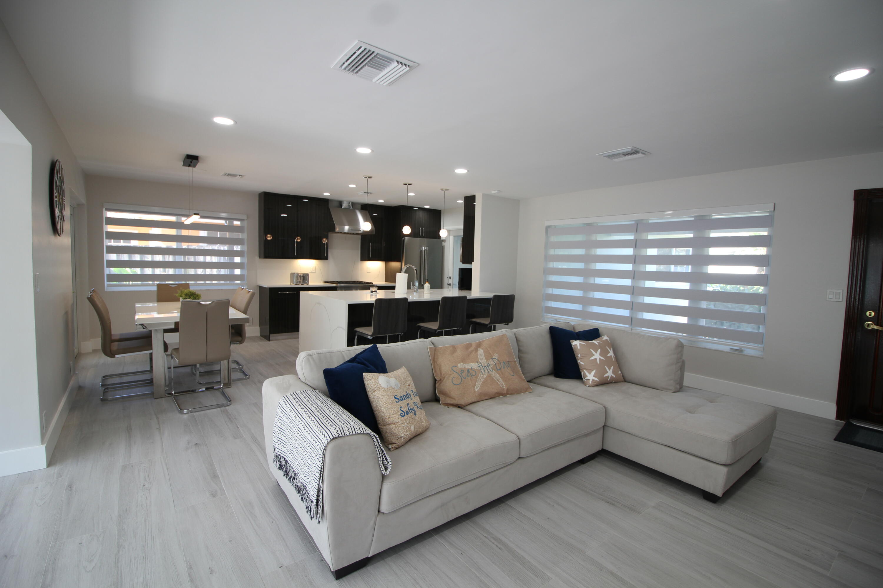 2548 SE 14th #2548 Se 14th St, Pompano Beach FL 33062