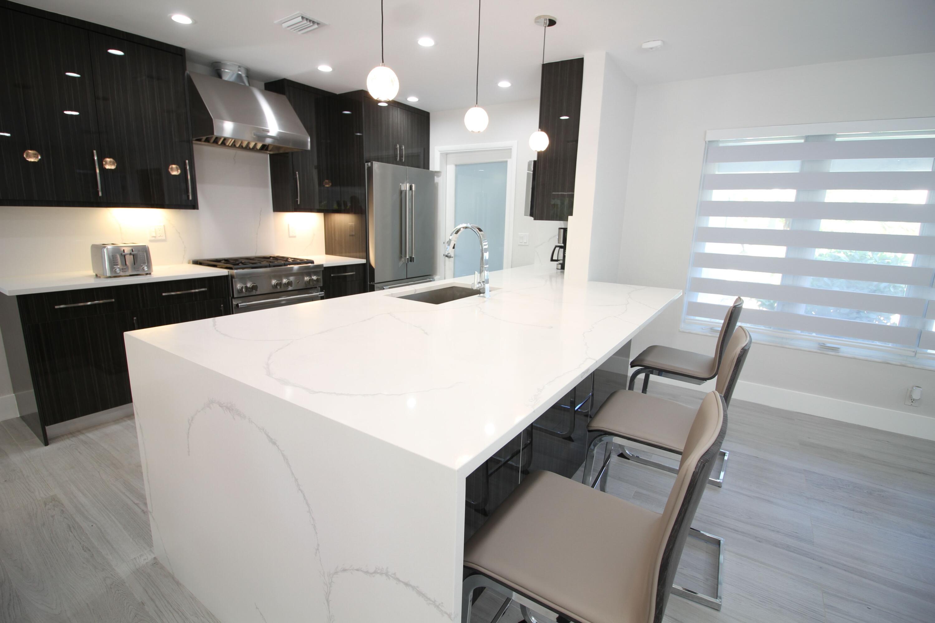 2548 SE 14th #2548 Se 14th St, Pompano Beach FL 33062