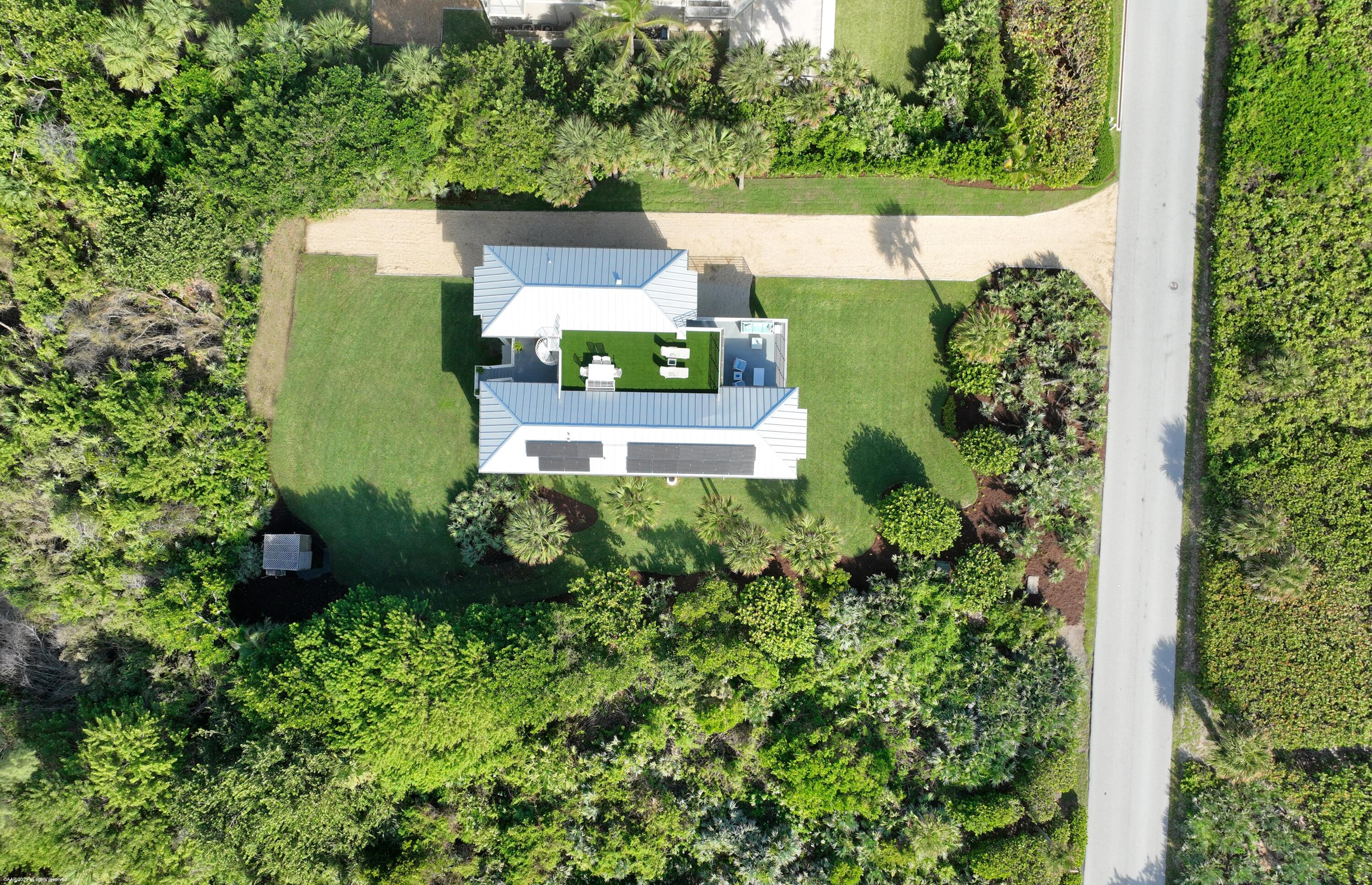 116 N Beach, Jupiter Island FL 33455