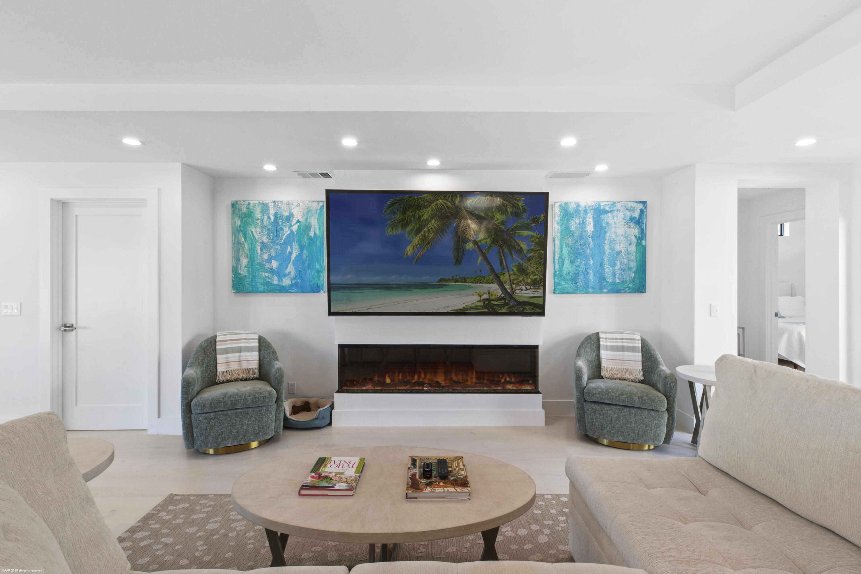 116 N Beach, Jupiter Island FL 33455