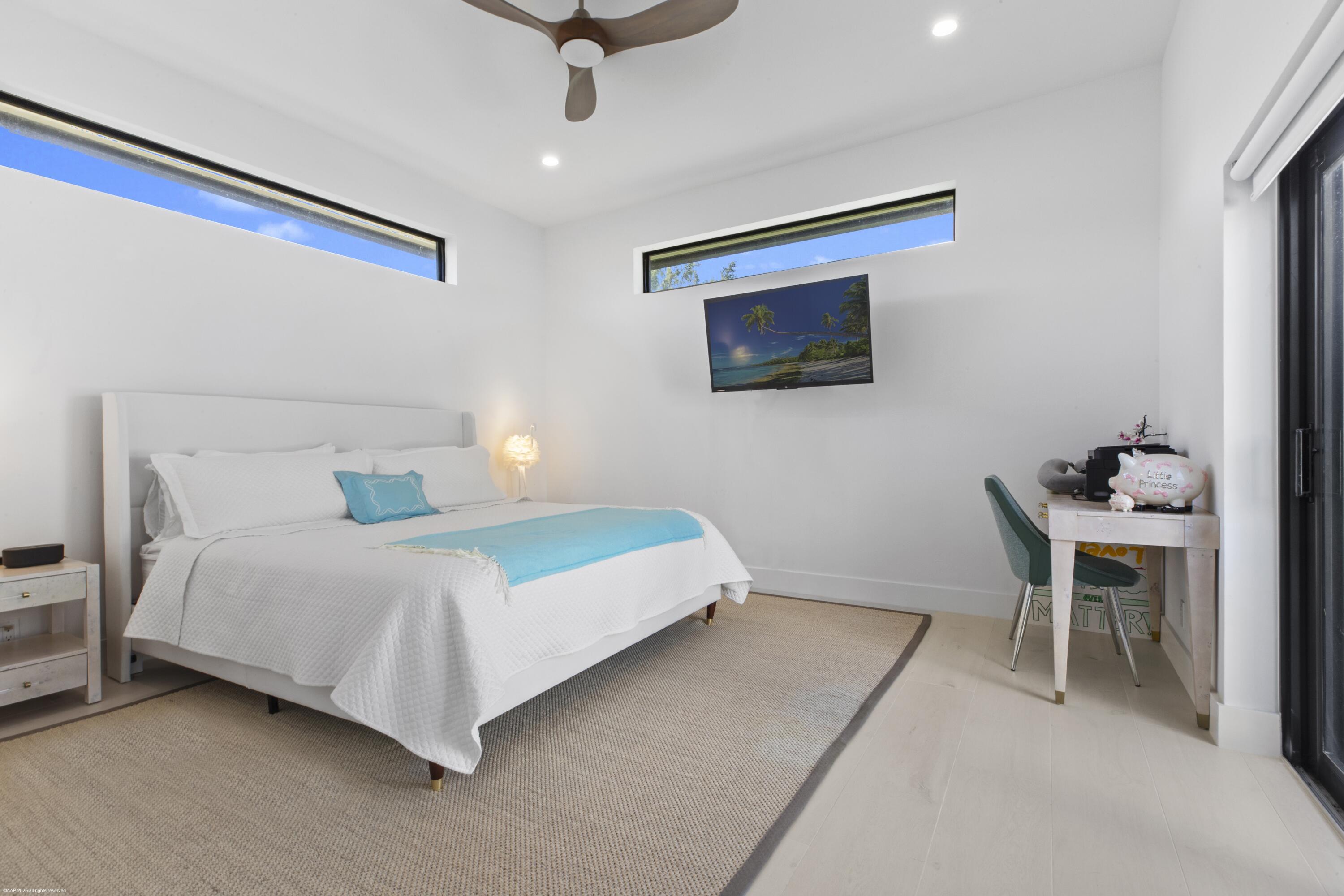 116 N Beach, Jupiter Island FL 33455