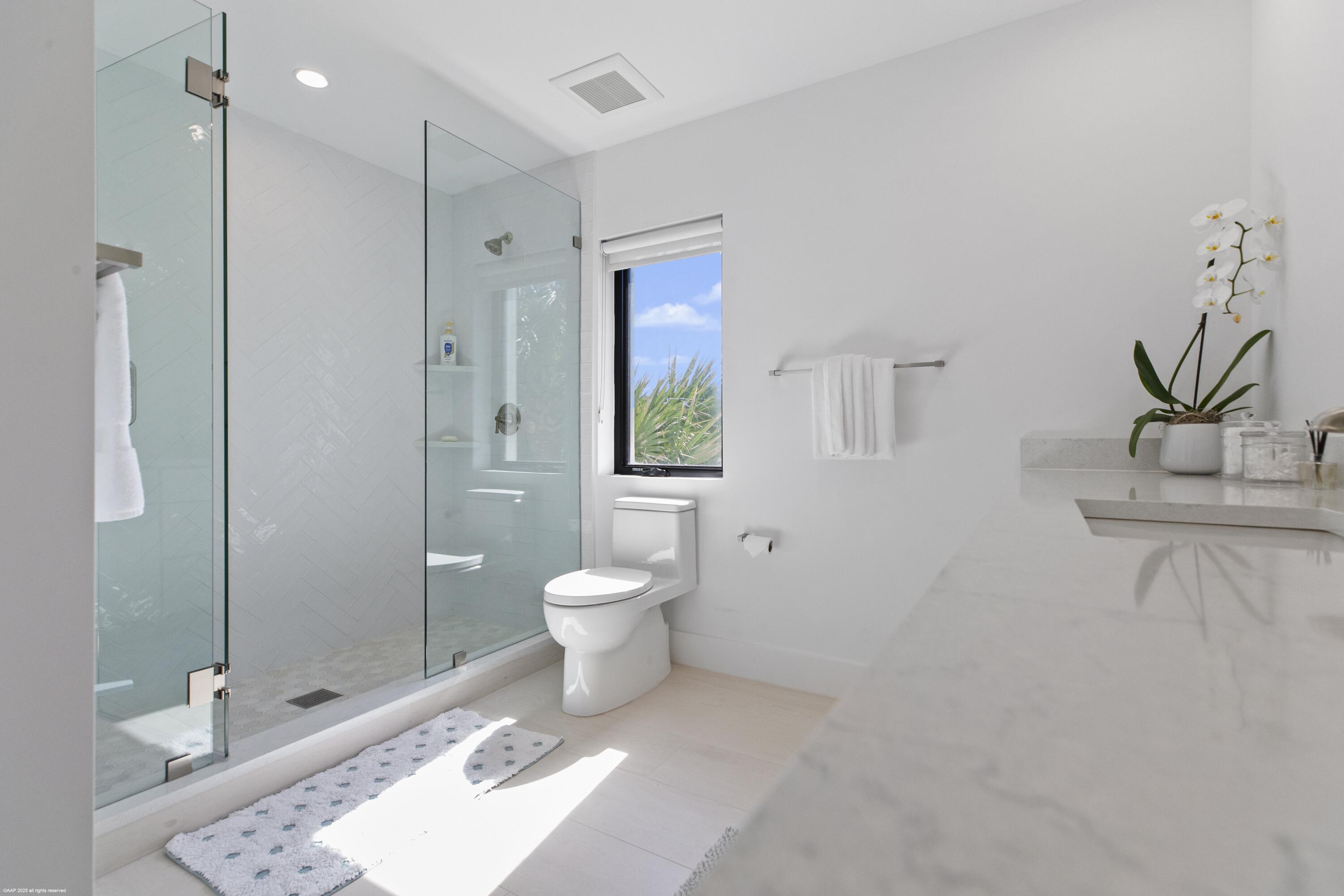 116 N Beach, Jupiter Island FL 33455