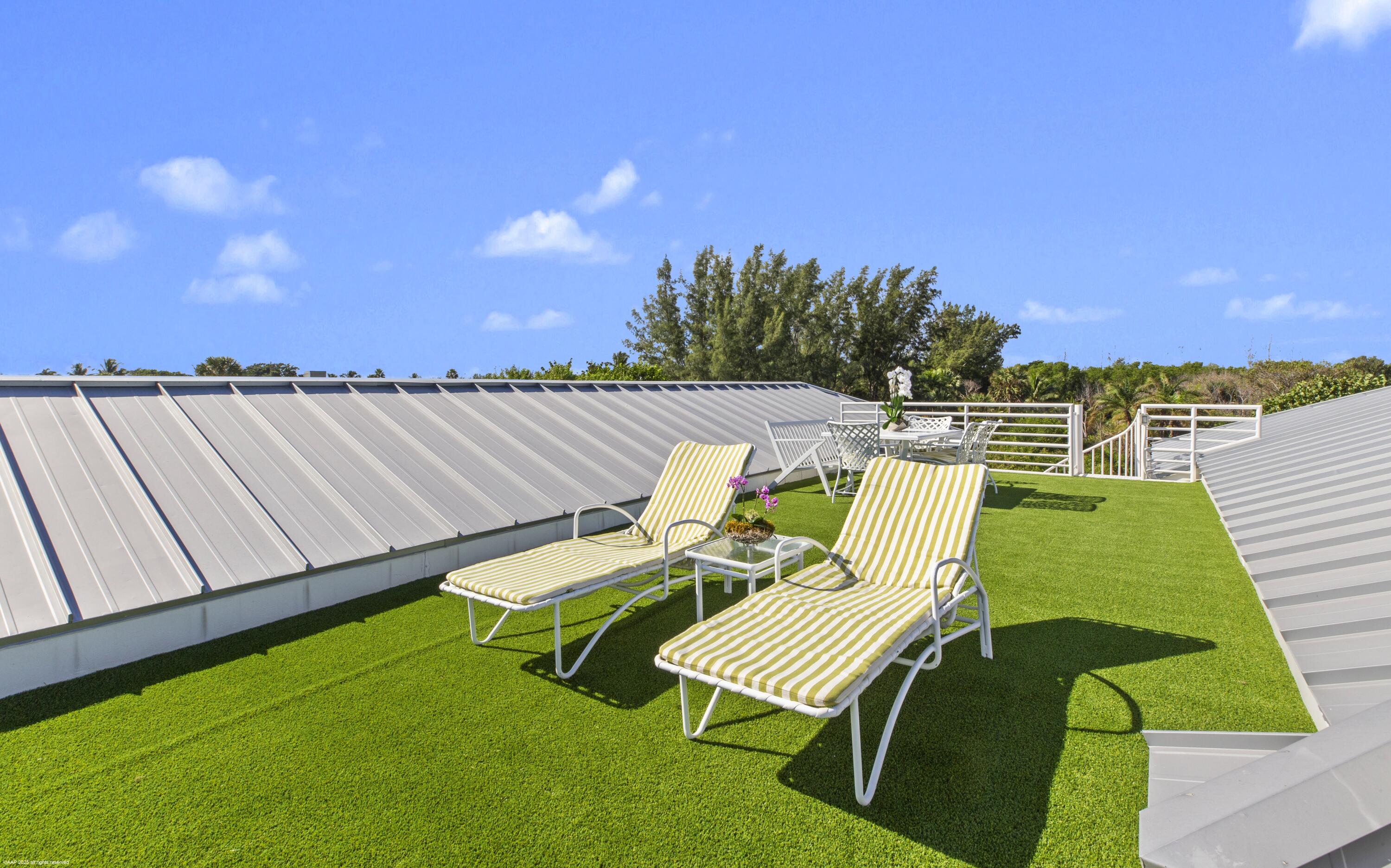 116 N Beach, Jupiter Island FL 33455