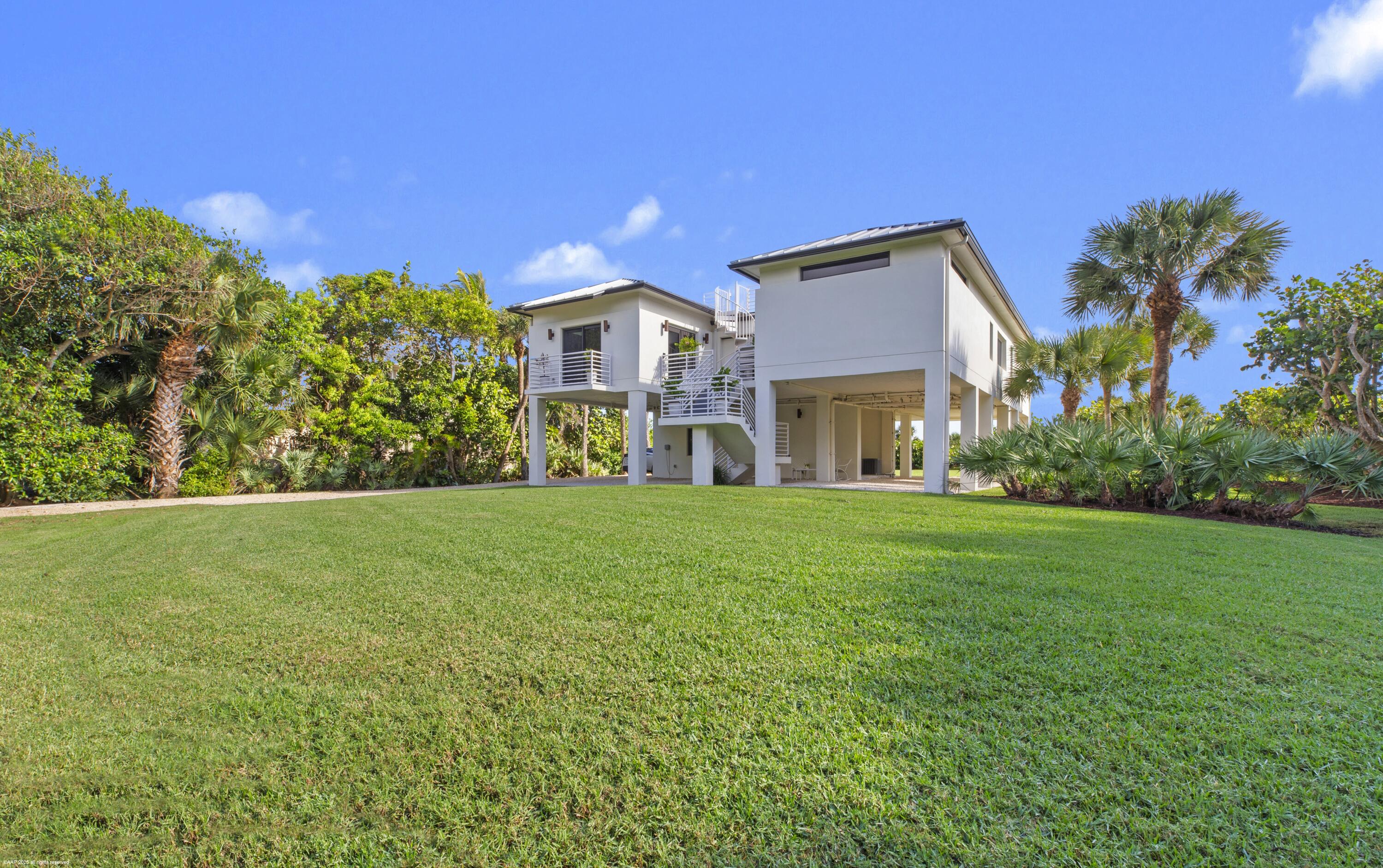 116 N Beach, Jupiter Island FL 33455