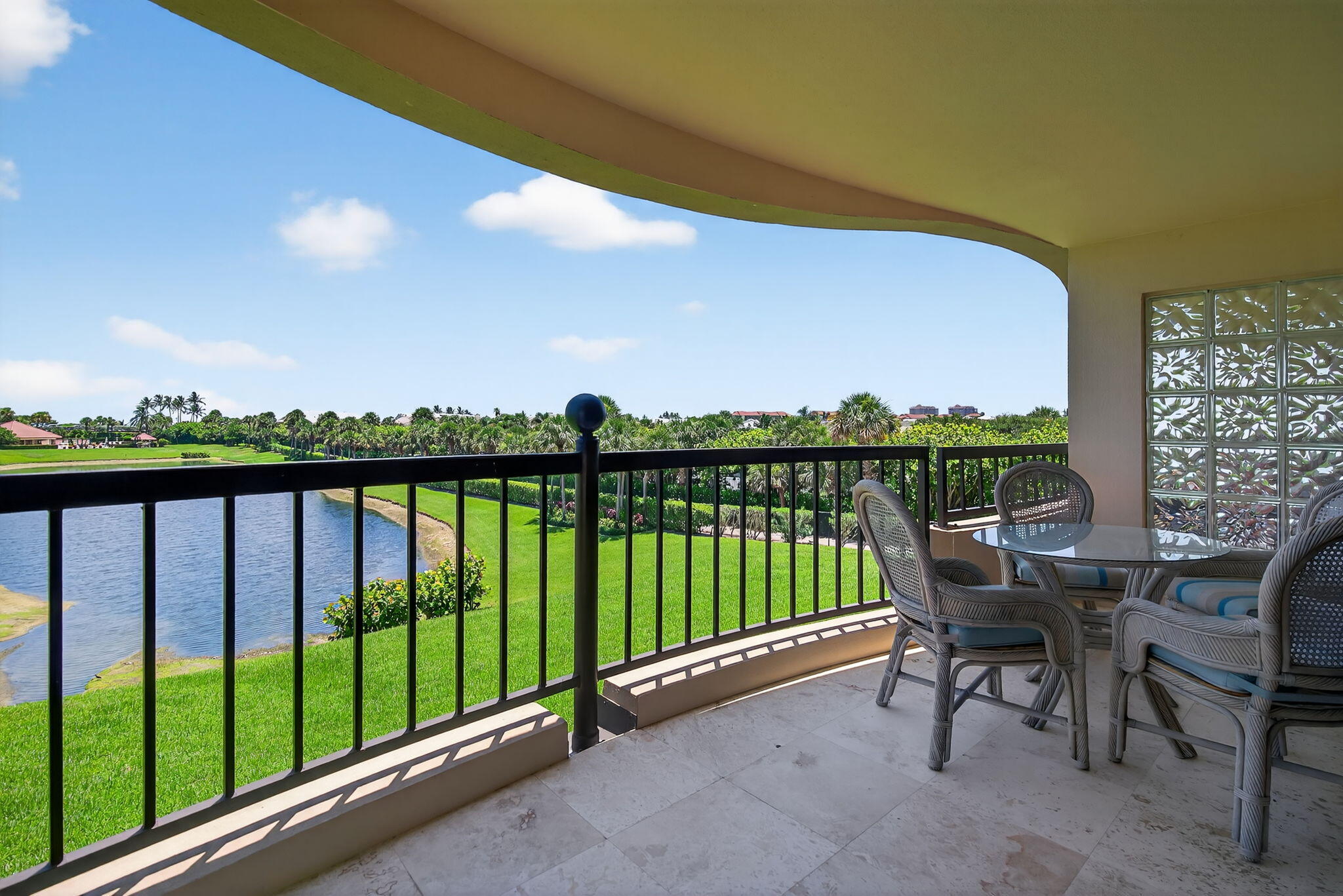 401 Ocean Bluffs #205, Jupiter FL 33477