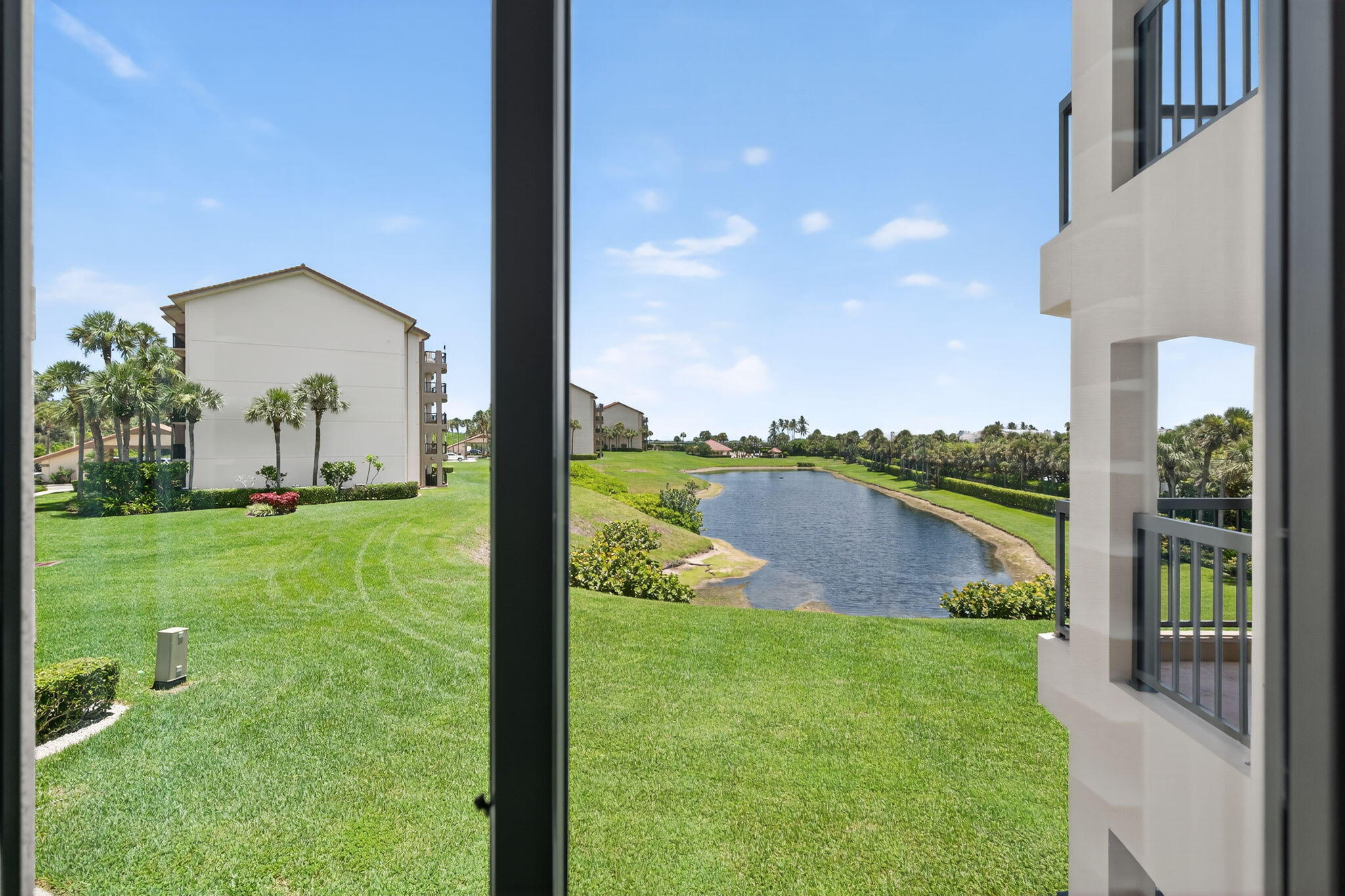 401 Ocean Bluffs #205, Jupiter FL 33477