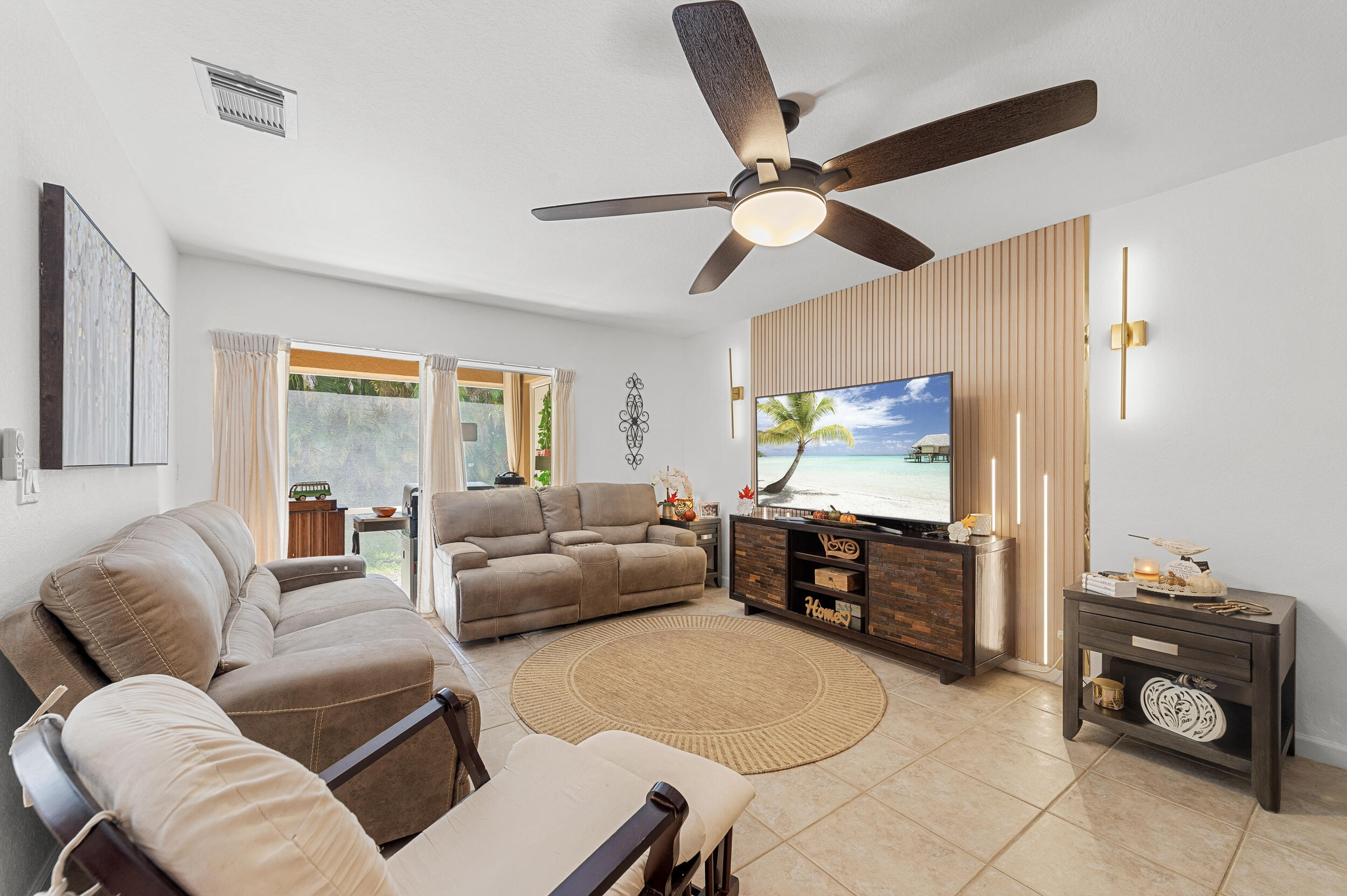 6148 Eaton, West Palm Beach FL 33411