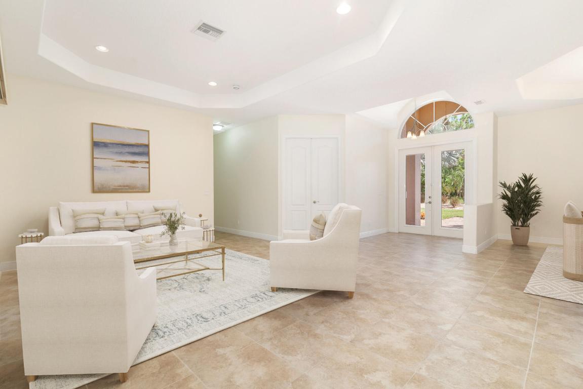 13095 Sand Ridge, Palm Beach Gardens FL 33418