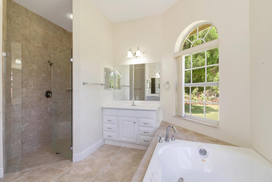 13095 Sand Ridge, Palm Beach Gardens FL 33418