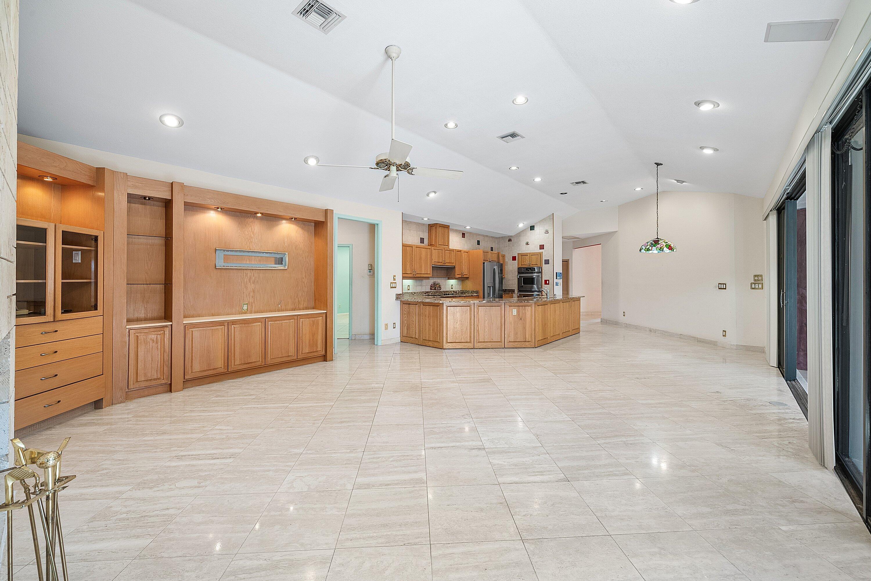 4952 Bocaire, Boca Raton FL 33487