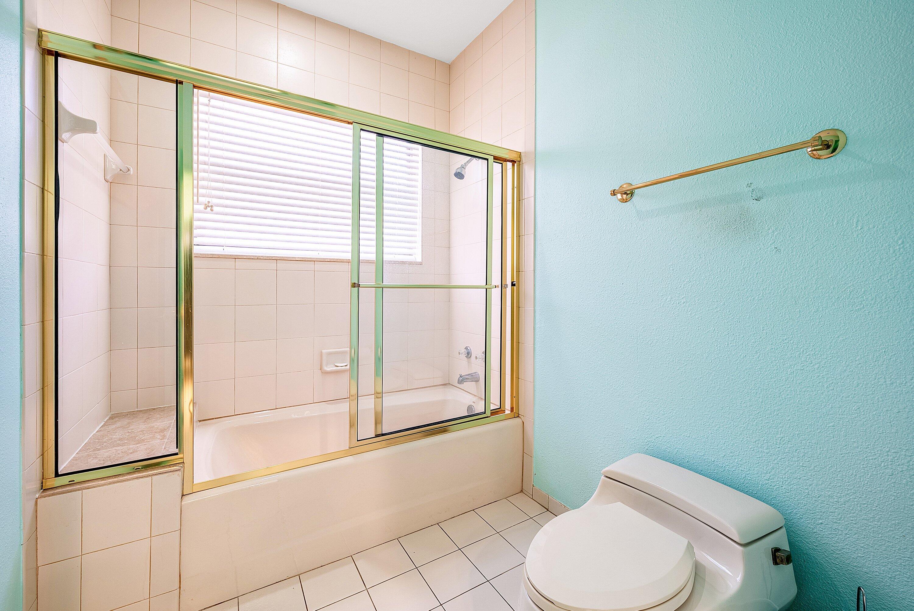 4952 Bocaire, Boca Raton FL 33487