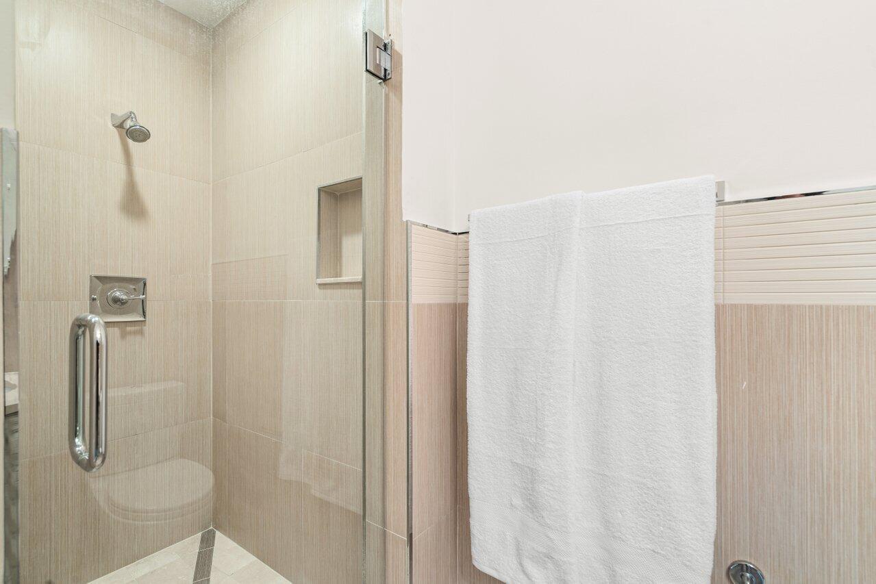 3000 S Highway A1a #302, Jupiter FL 33477