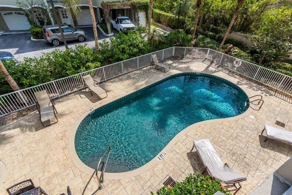 3000 S Highway A1a #302, Jupiter FL 33477