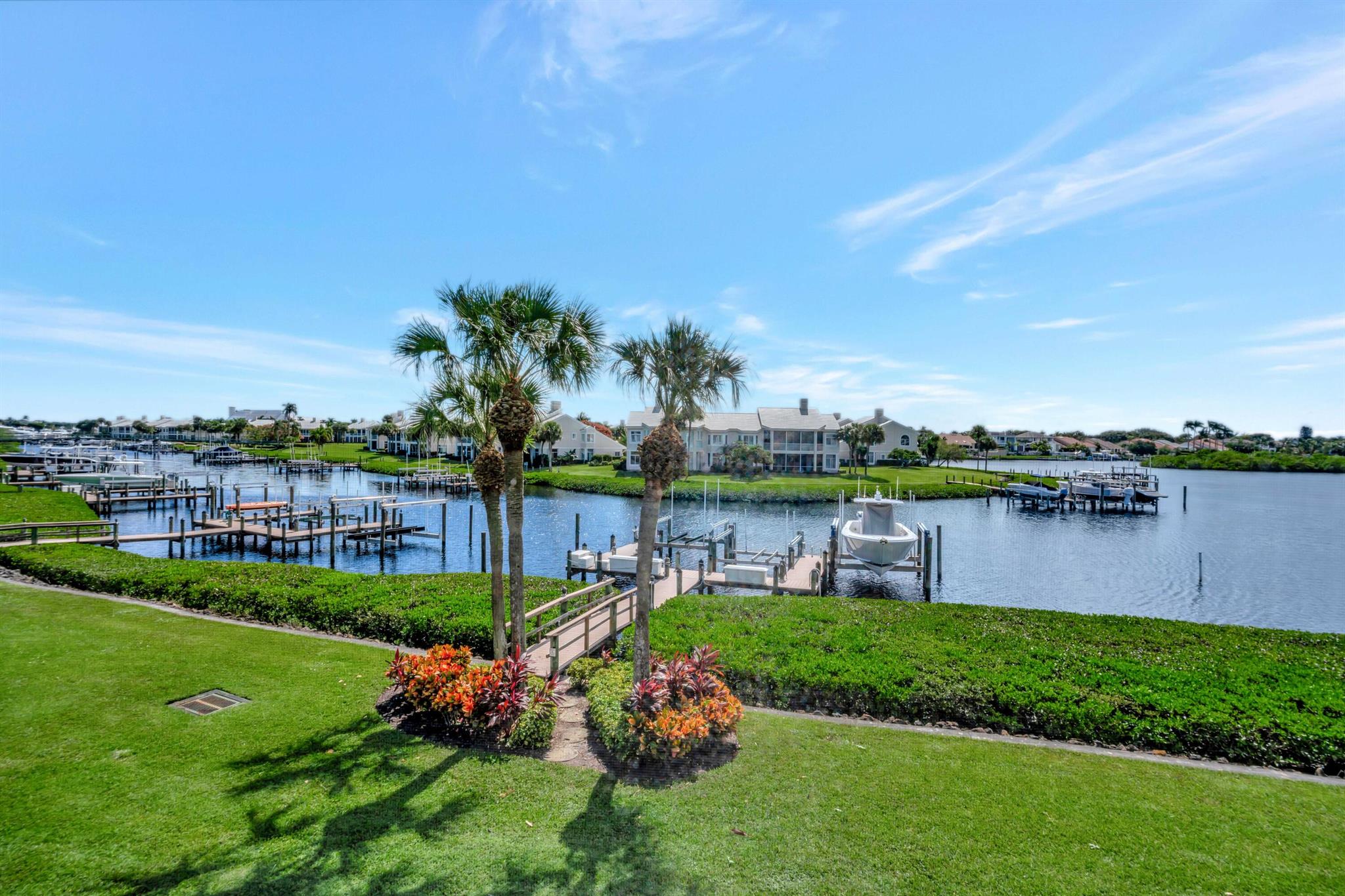 372 Spyglass Way, Jupiter FL 33477