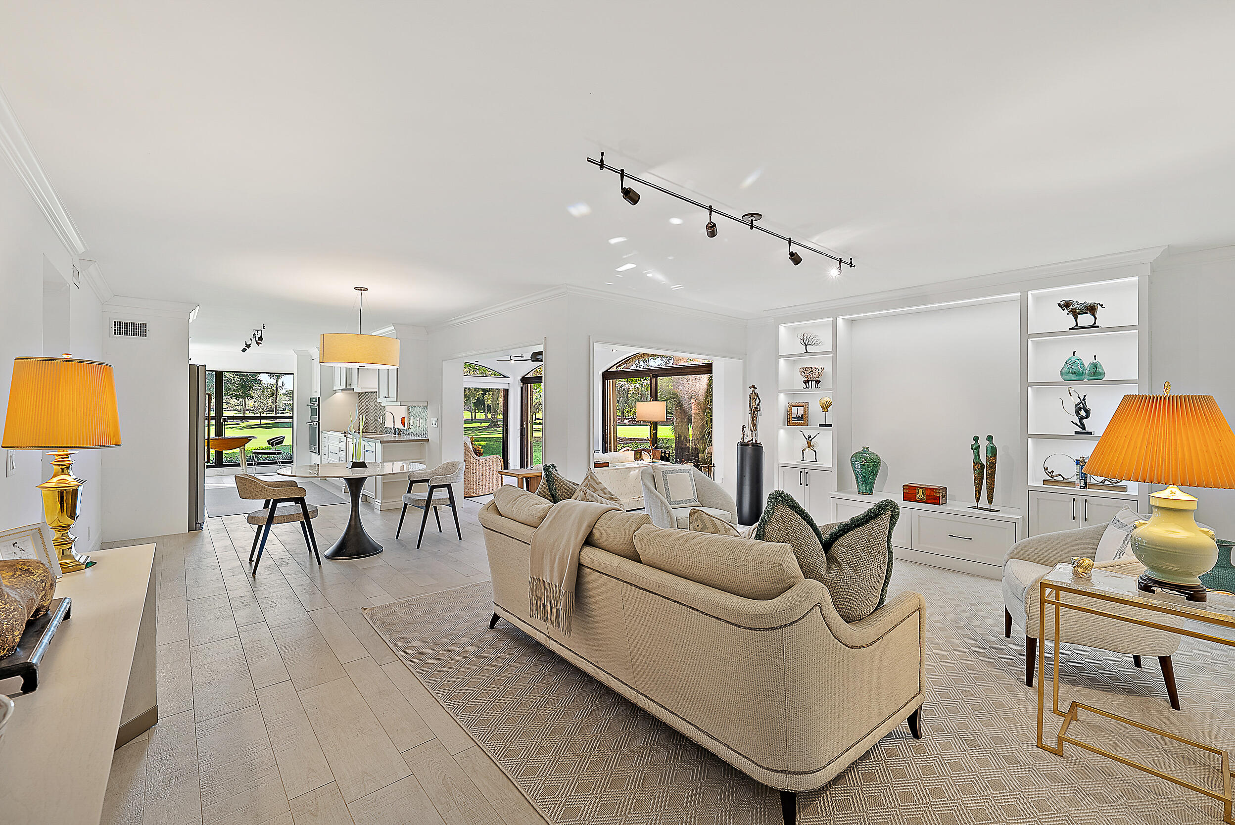 16648 Traders #106, Jupiter FL 33477