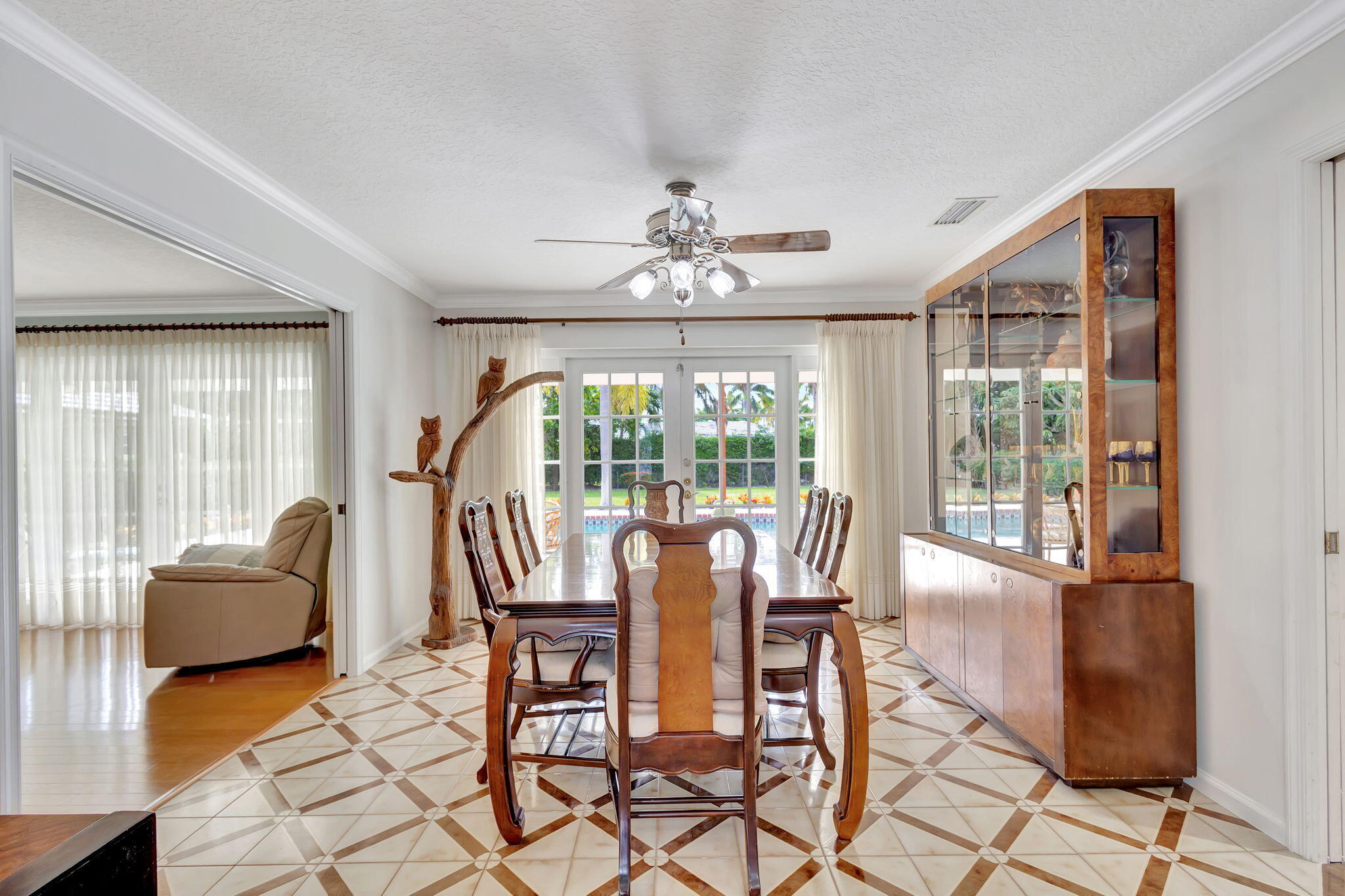 1141 Pine Point, West Palm Beach FL 33404