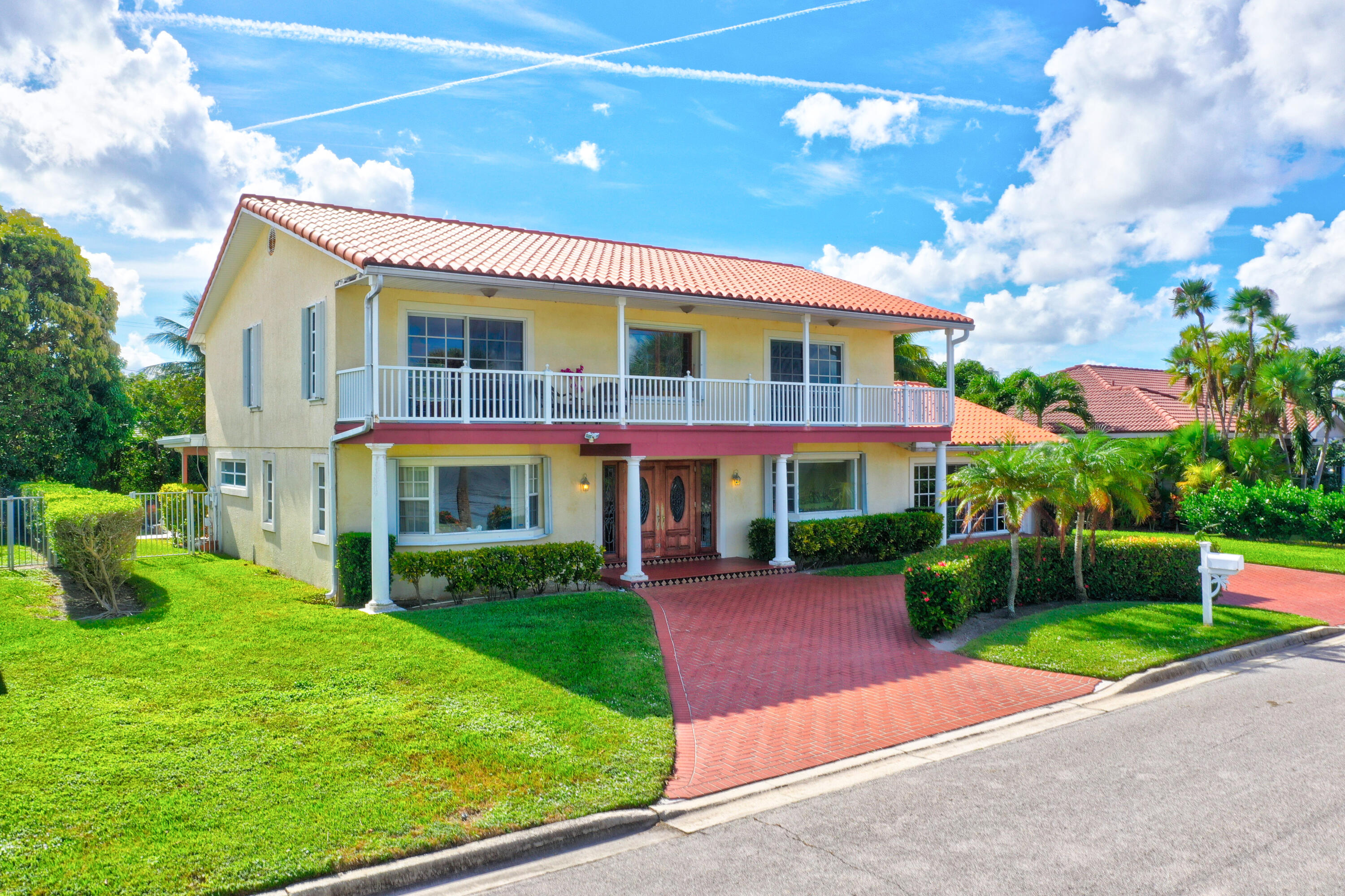 1141 Pine Point, West Palm Beach FL 33404