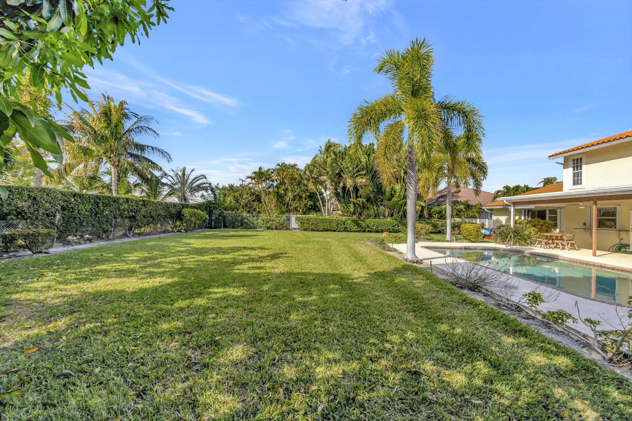 1141 Pine Point, West Palm Beach FL 33404