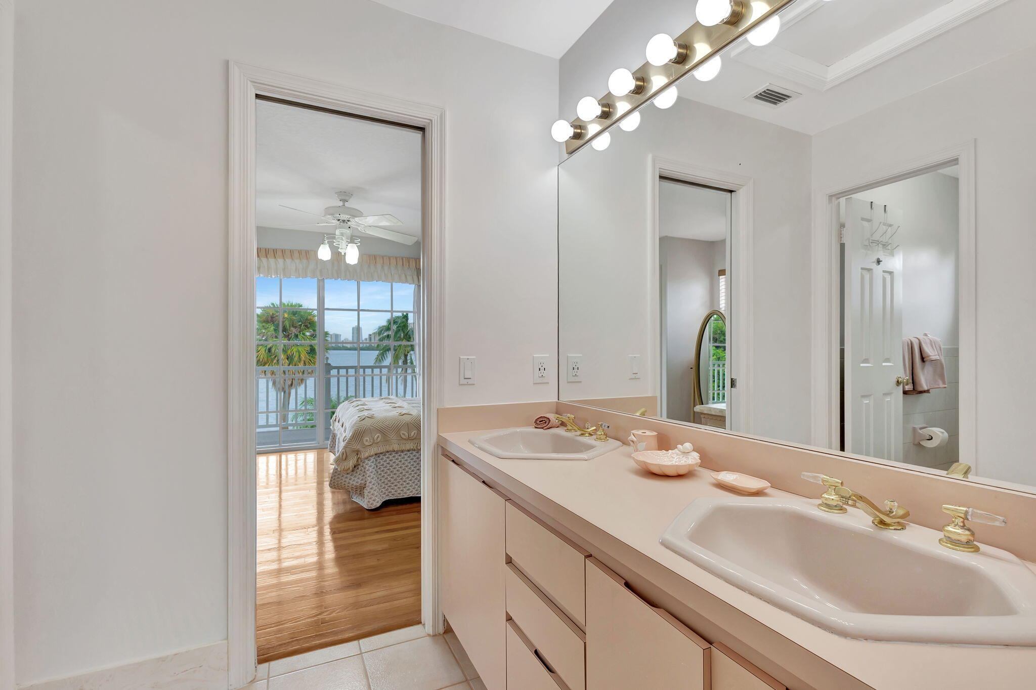 1141 Pine Point, West Palm Beach FL 33404